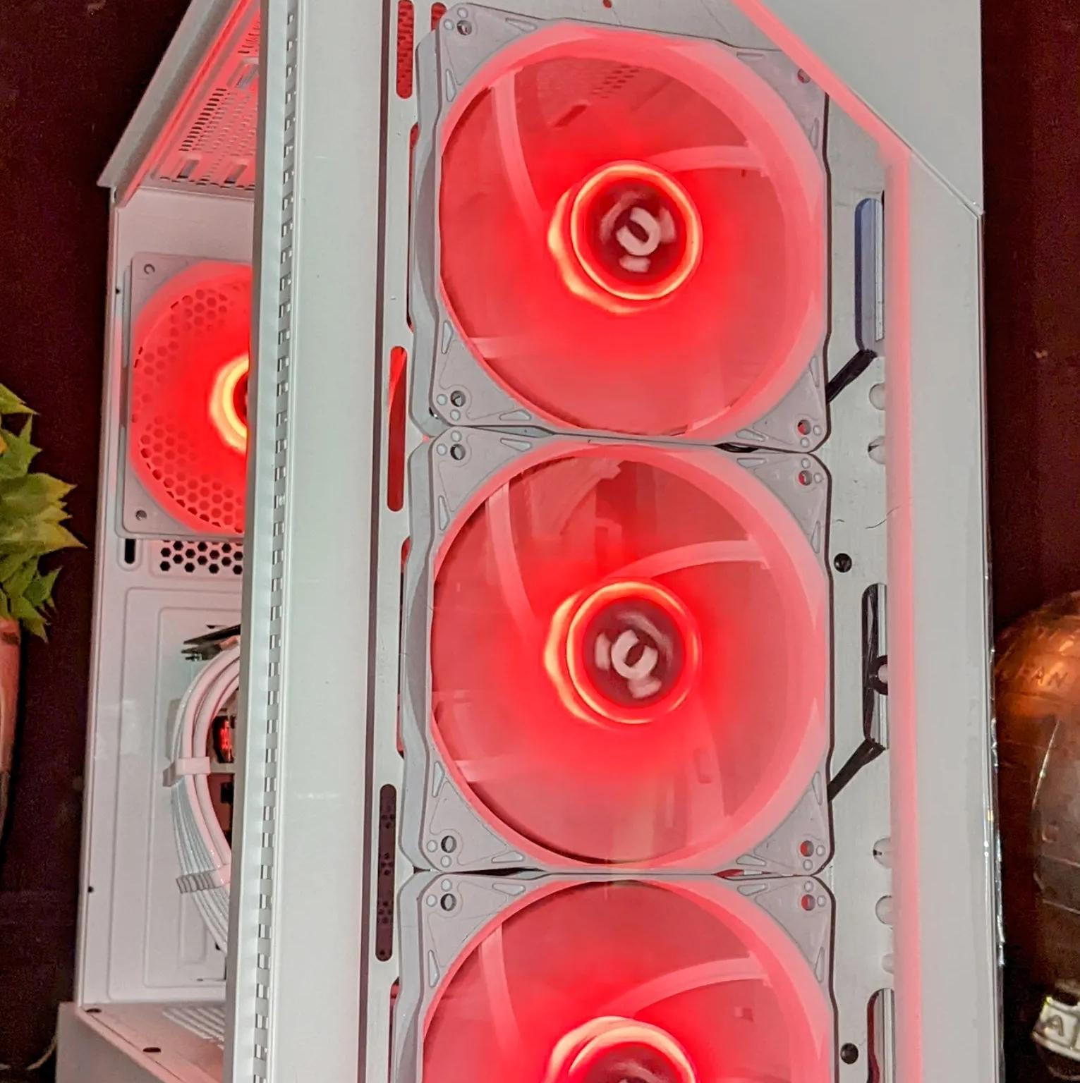 ⚪️Diablo Albus🔥🔥🔥| RX 580 8GB| Ryzen 5| 32GB TFORCE DDR4 RAM| 1TB SSD|Windows 11 Pro