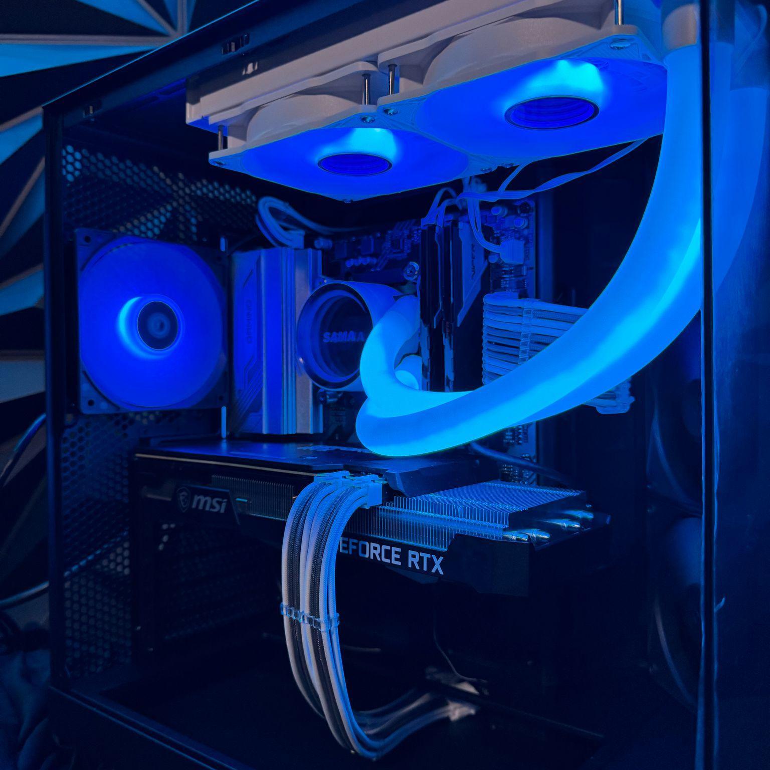 🌀Tusker Flow Glow🌀 Ryzen 5 7600X| RTX 3070| 32 GB DDR5| 2 TB NVME