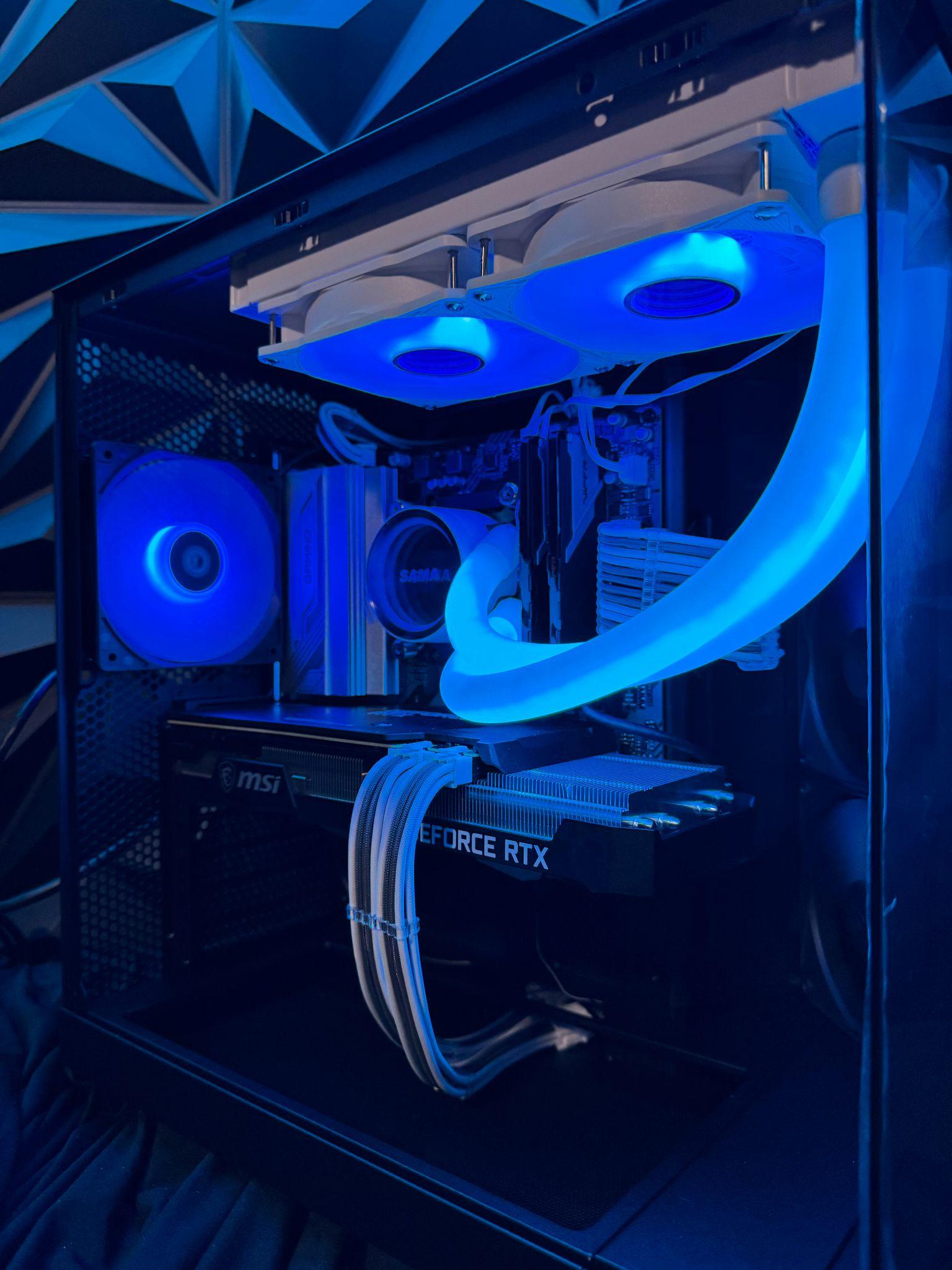 🌀Tusker Flow Glow🌀 Ryzen 5 7600X| RTX 3070| 32 GB DDR5| 2 TB NVME