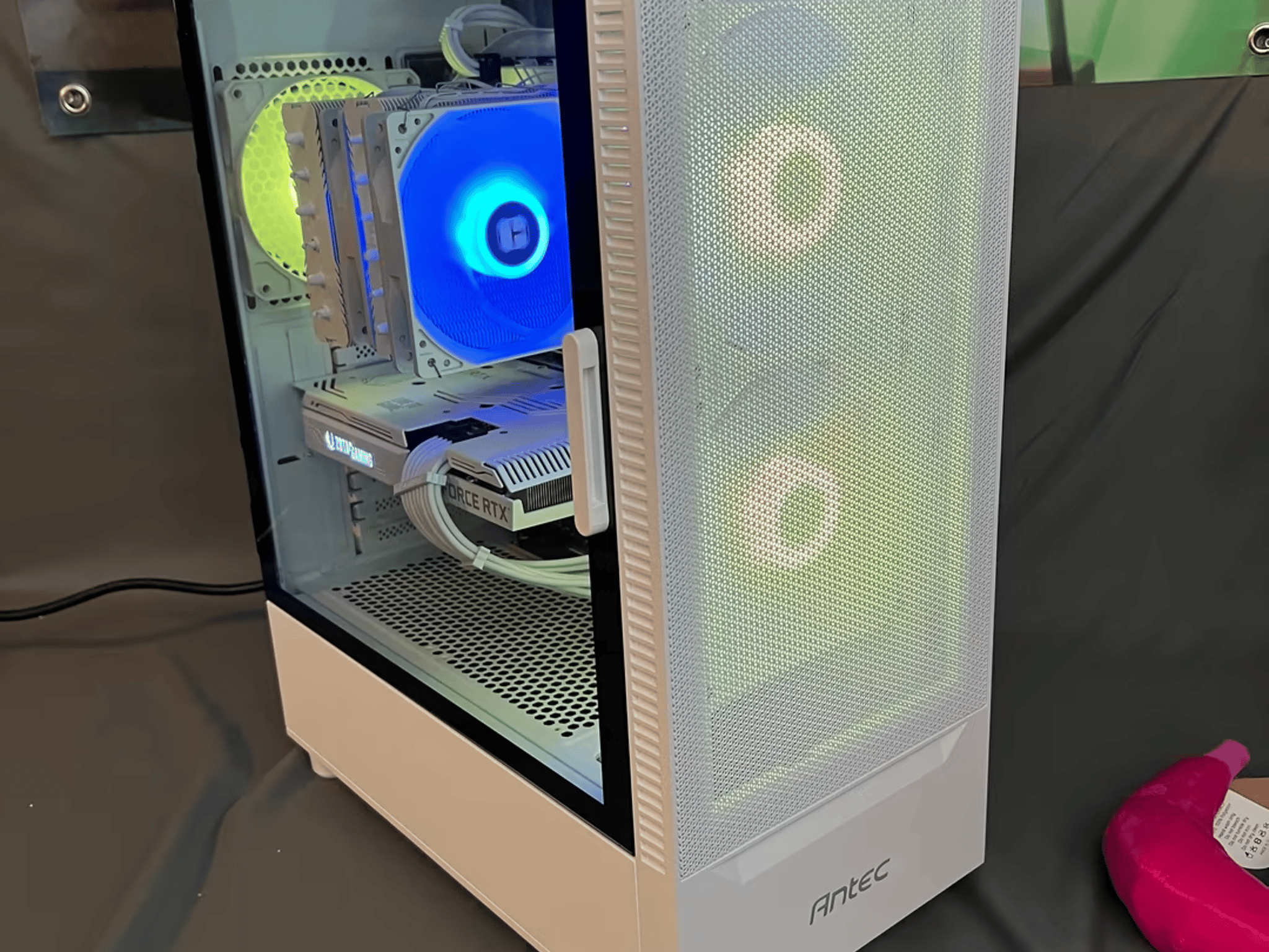Project Whiteout RTX 3060TI Intel 12th GEN i5