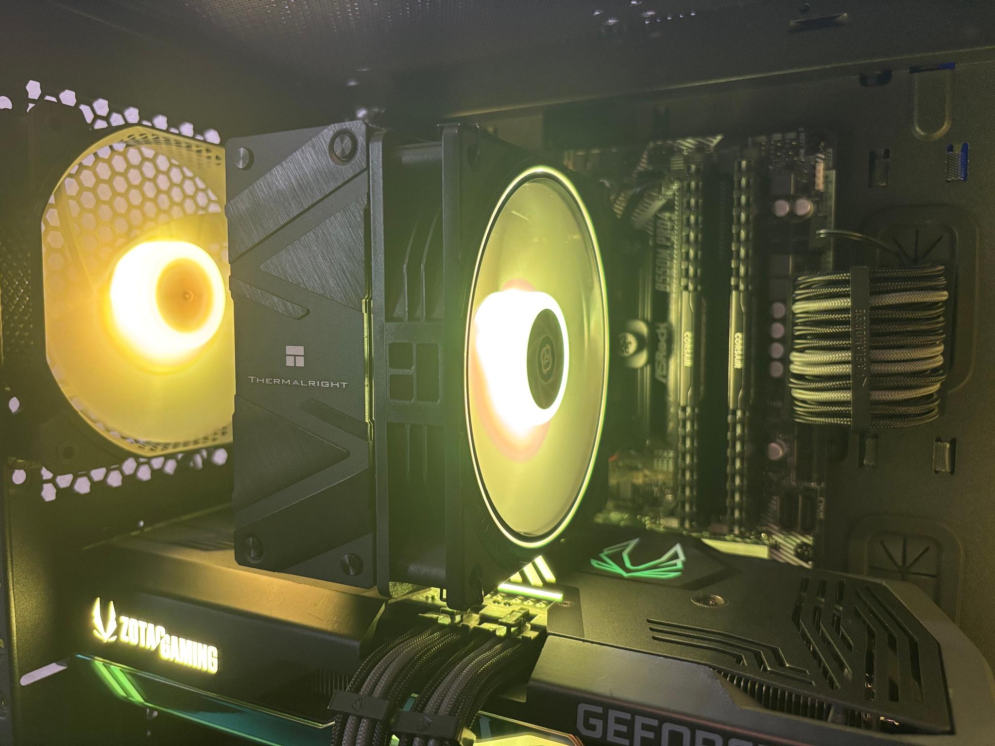 Ryzen 7 3700x / RTX 3070 / 32GB DDR4 / 1TB NVMe