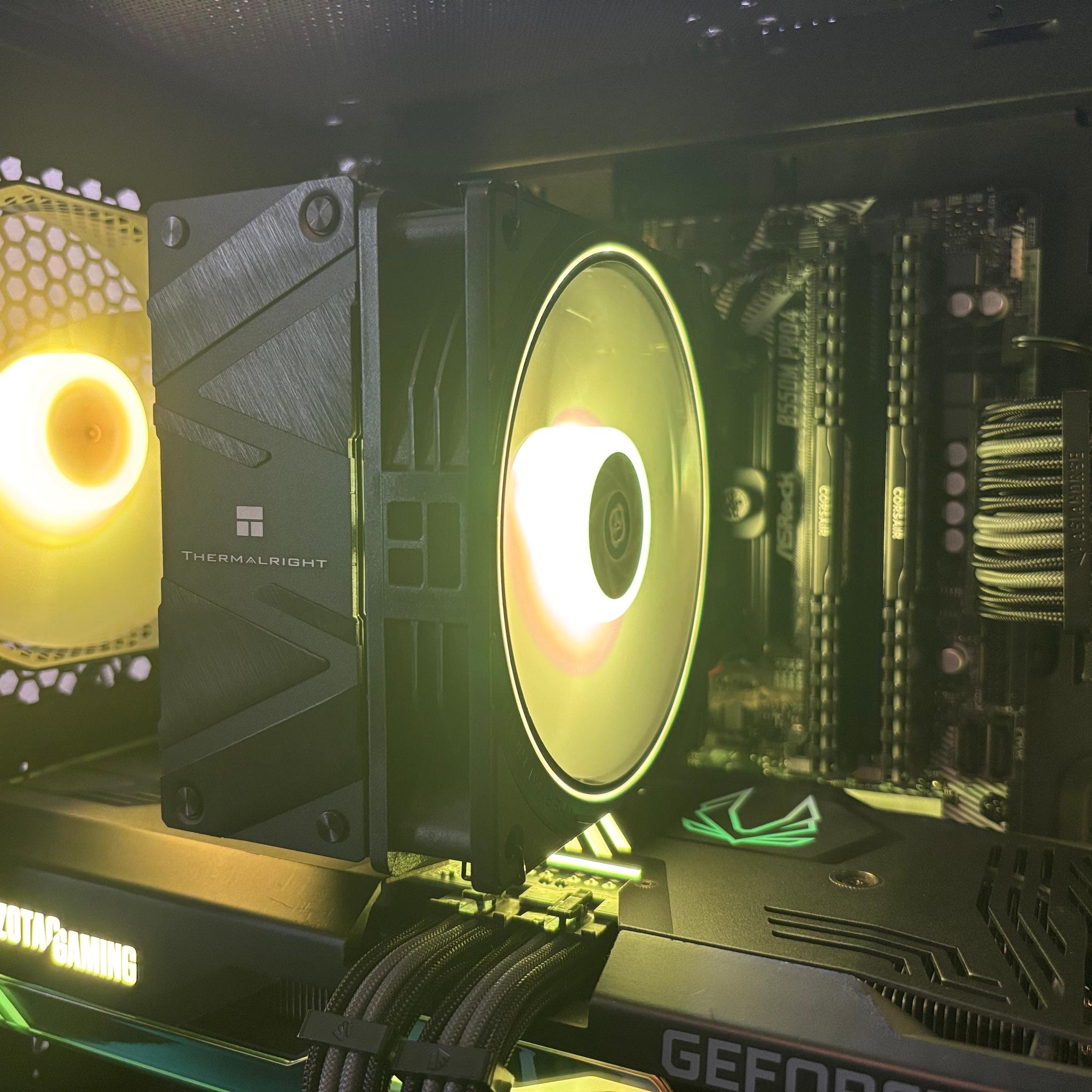 Ryzen 7 3700x / RTX 3070 / 32GB DDR4 / 1TB NVMe