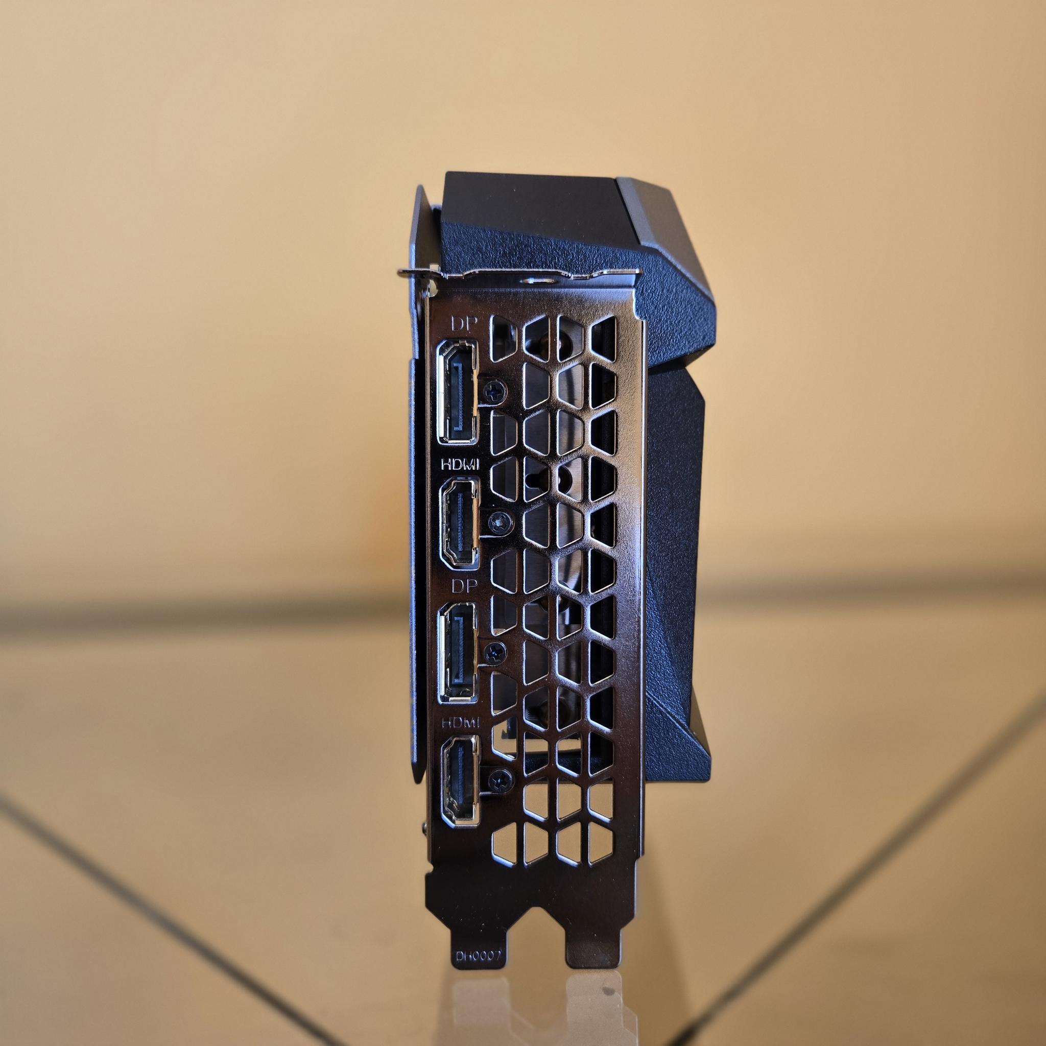 Gigabyte Gaming OC RTX 3070Ti 8GB