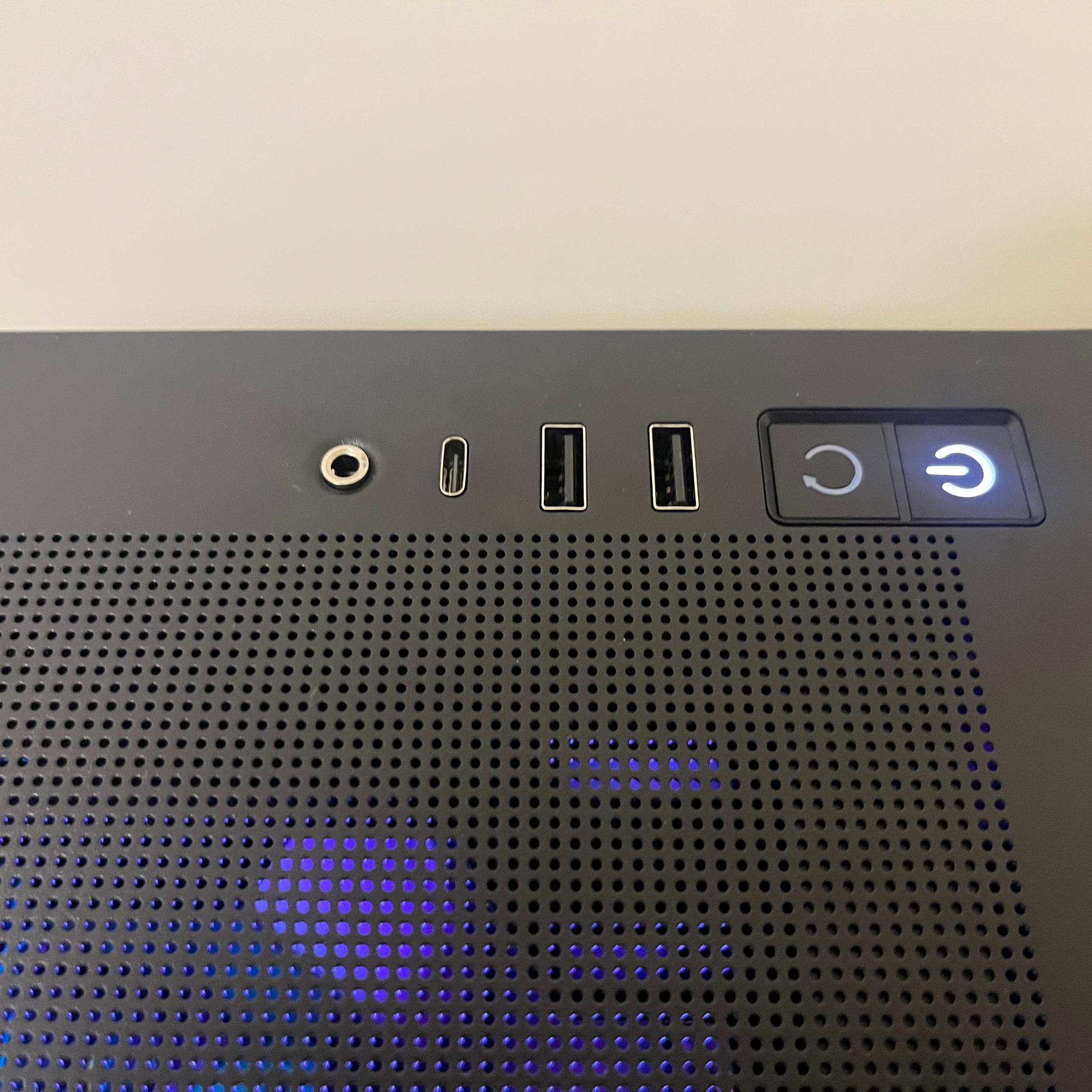Gaming PC | Ryzen 7 7700X | RX 9060 XT 16GB