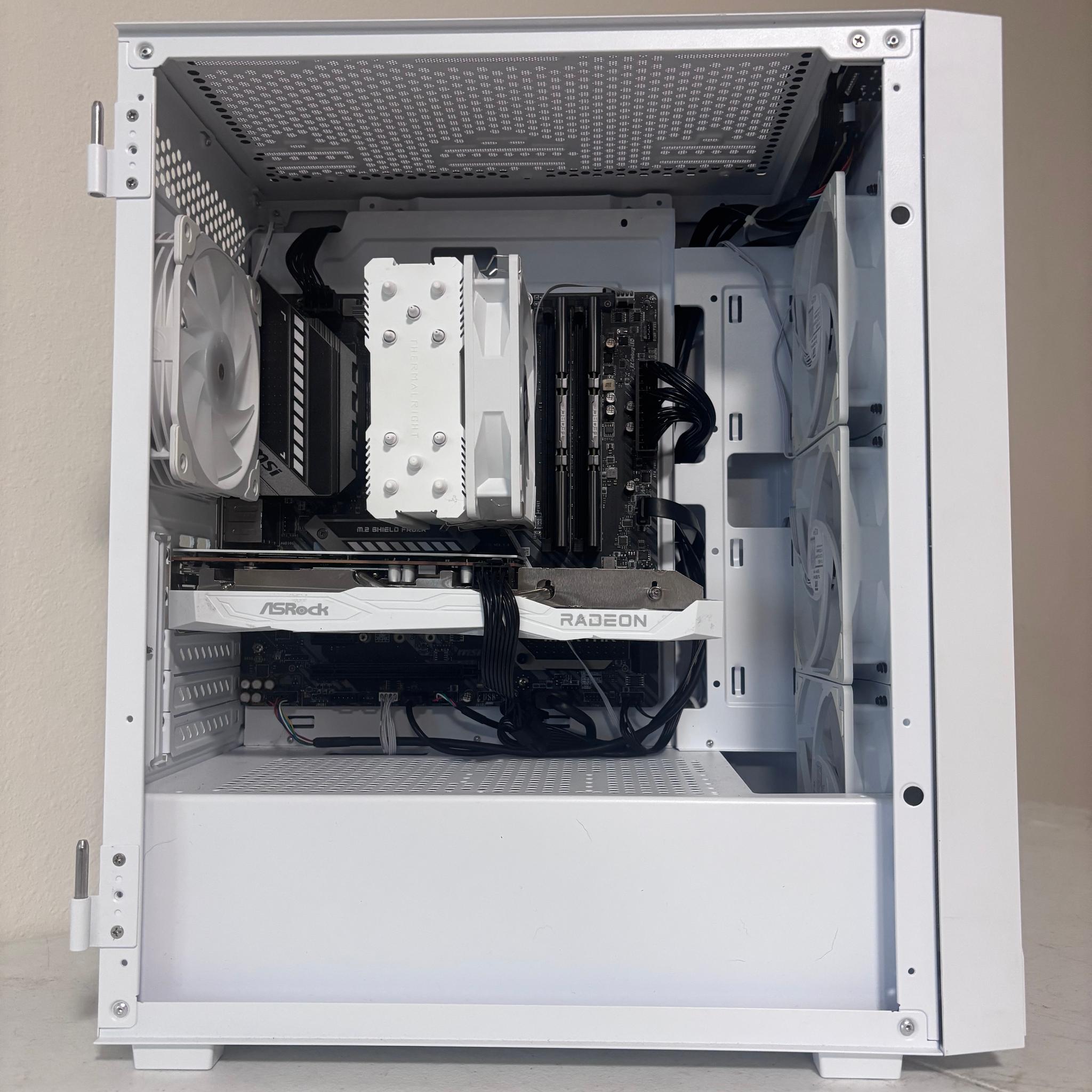 🤍Perfect for 1080p gaming has Intel i3 10th gen and rx 6600! All White ARGB🤍