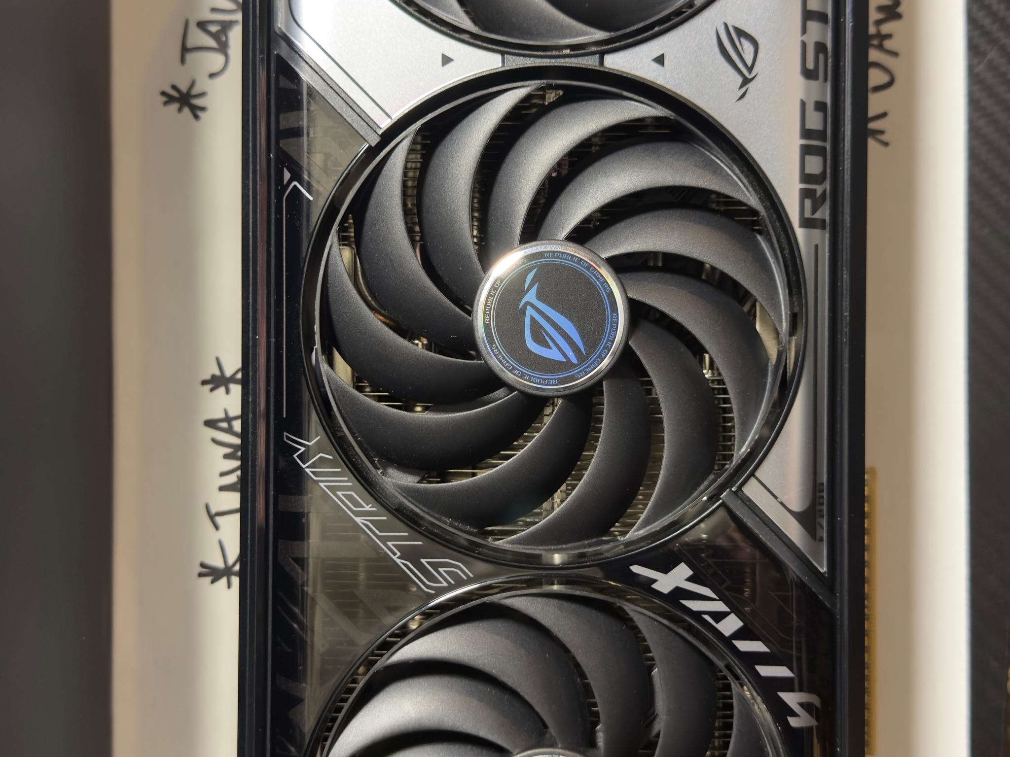 ASUS ROG Strix GeForce RTX 5070 Ti OC Edition 16GB GDDR7 - Image 4