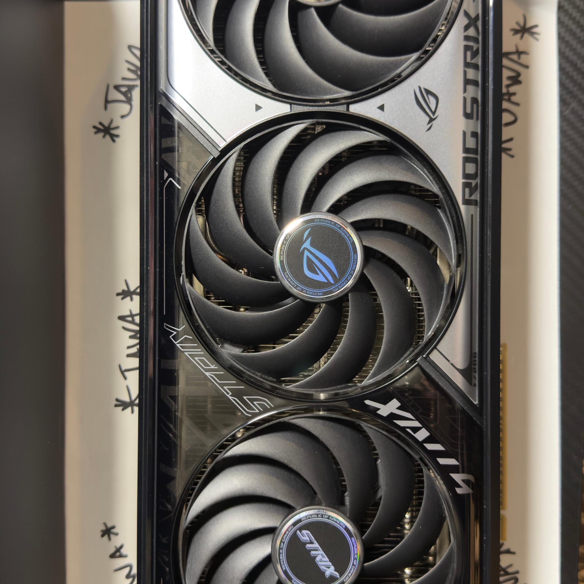 ASUS ROG Strix GeForce RTX 5070 Ti 16GB OC