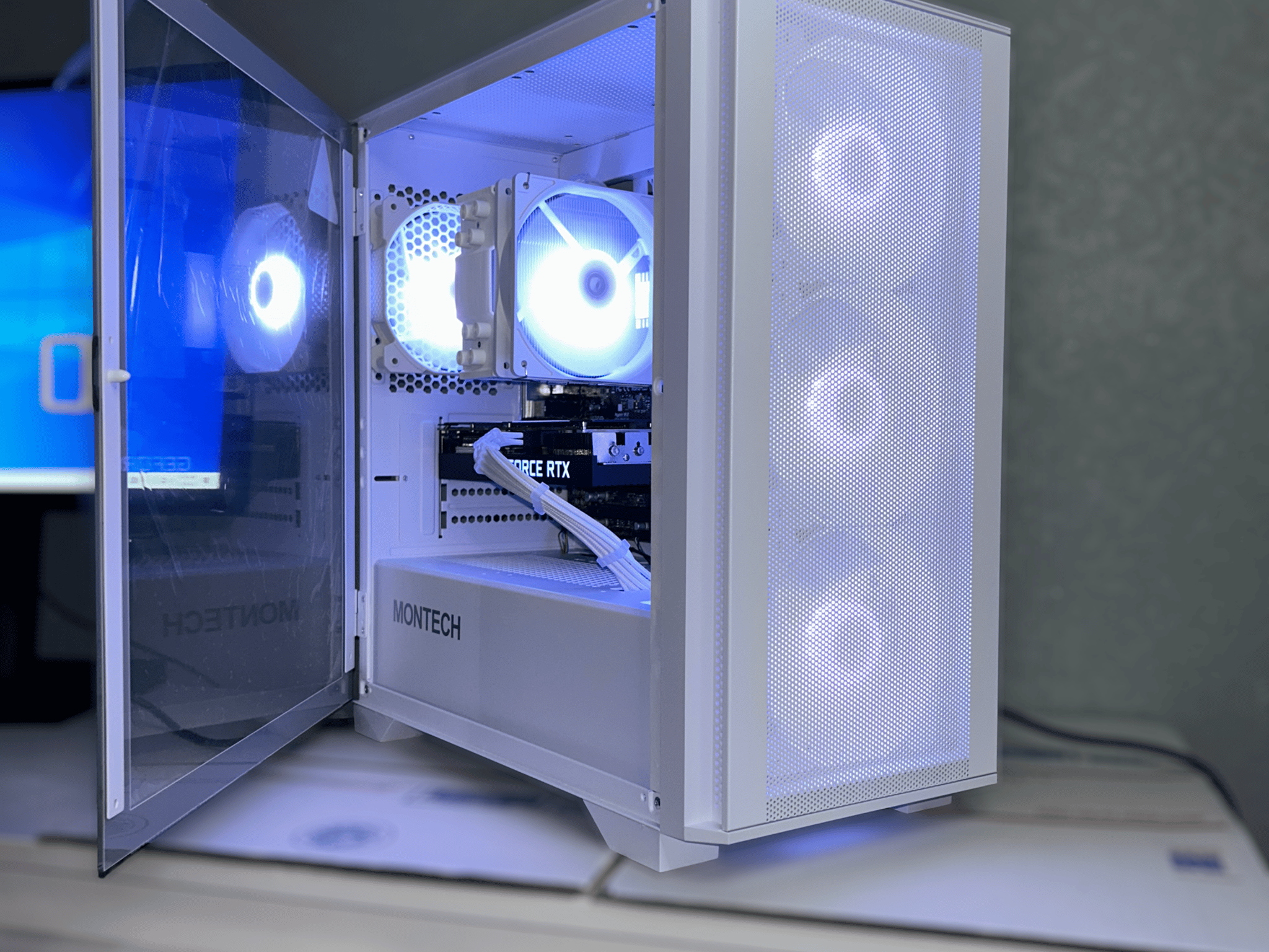 White Custom Gaming / Streaming PC | RTX 3060Ti + Ryzen 5 5600X + 1TB NVME