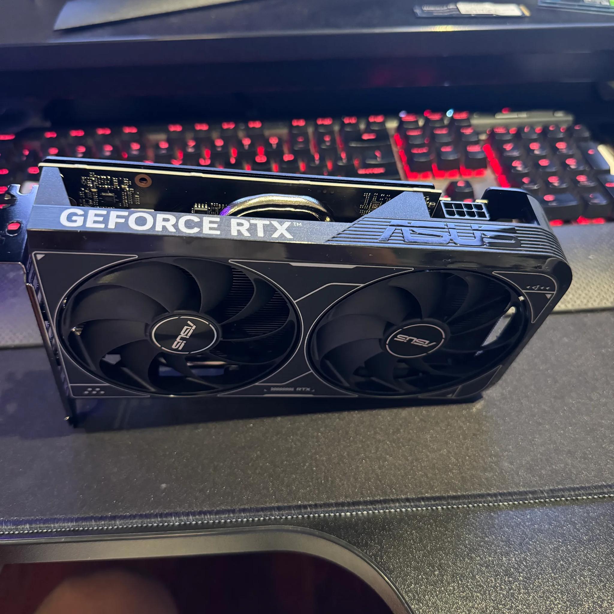 ASUS Dual GeForce RTX™ 4060 V2 OC Edition 8GB GDDR6
