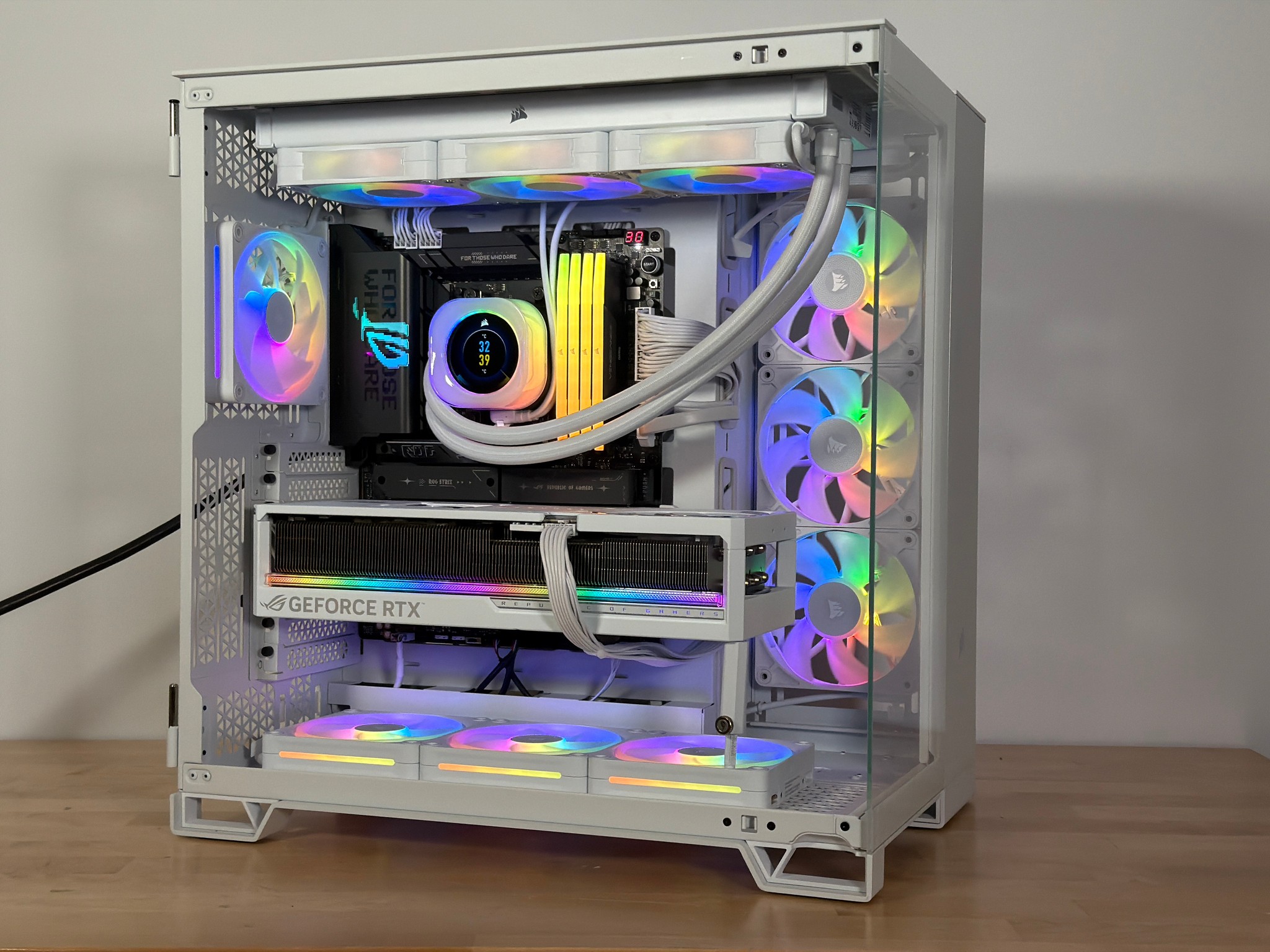 RTX 5090 Ryzen 9 9950x3d 192gb DDR5 4tb NVME Gaming PC