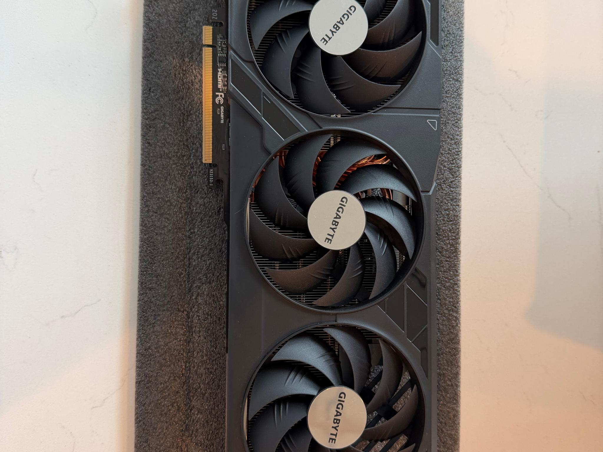 Gigabyte GeForce RTX 4070 Ti SUPER GAMING OC 16G