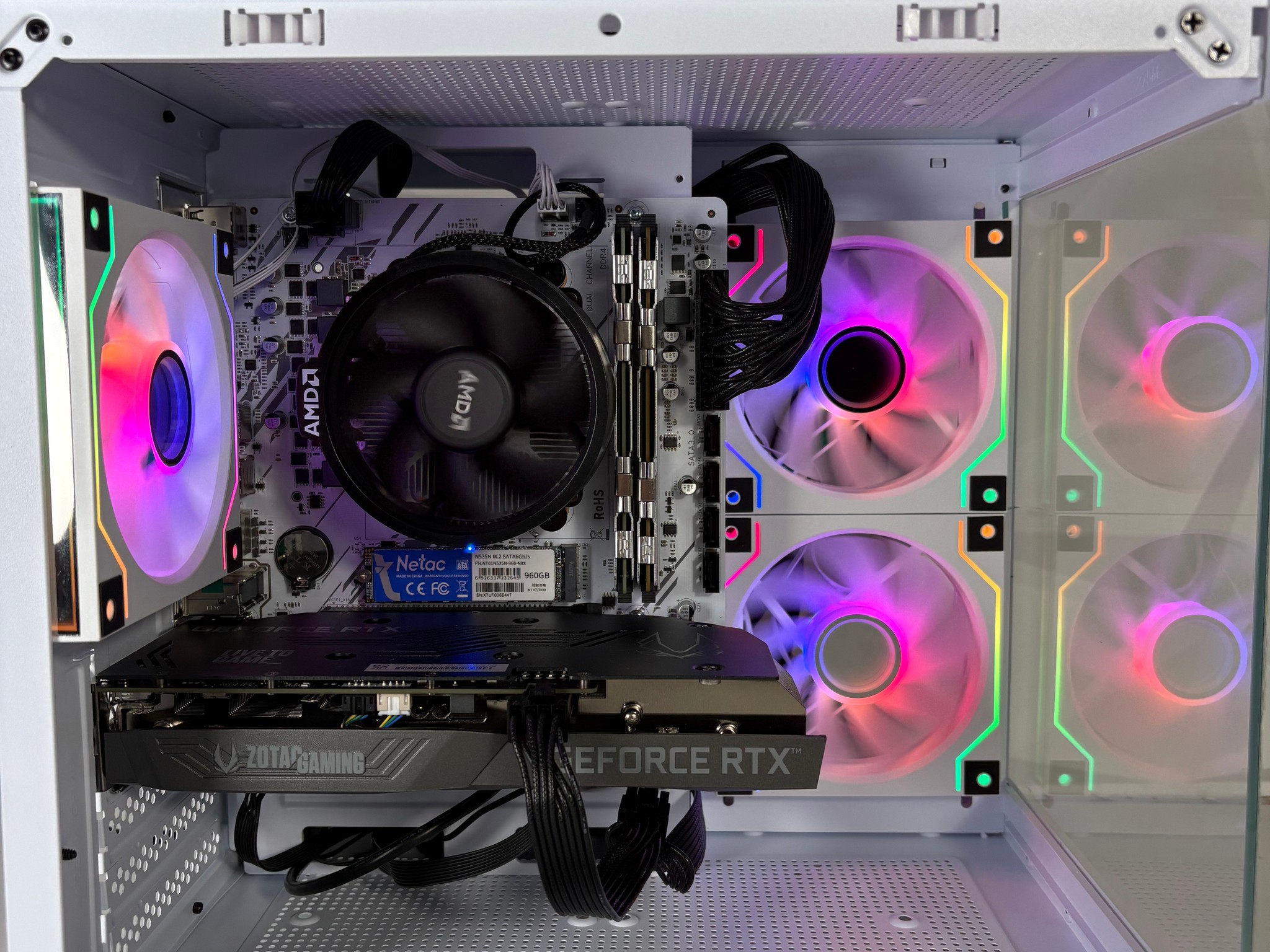 //ICEBERG V2// - Ryzen 7 1700X, RTX 2060, 16GB, 960GB SSD