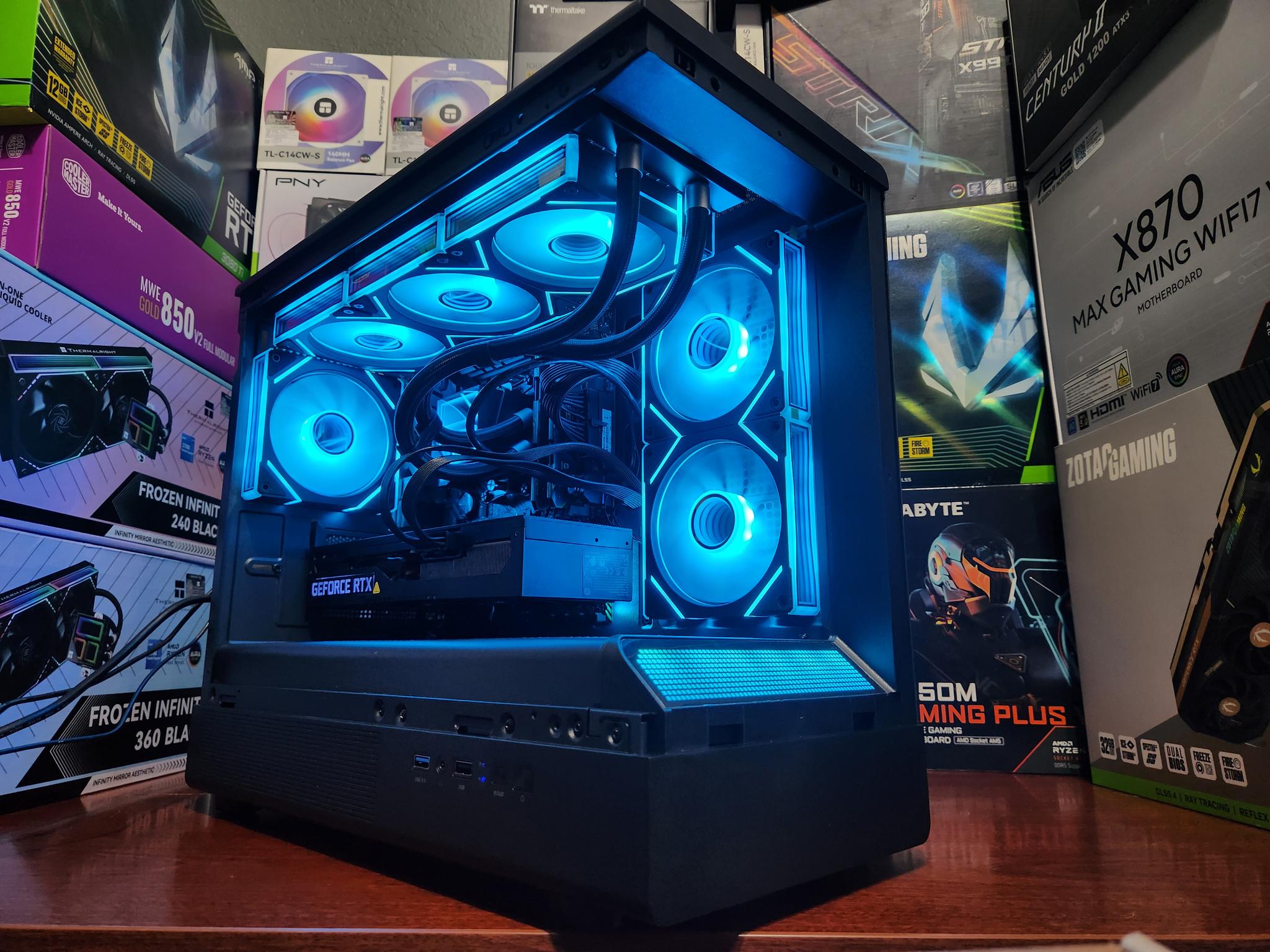 RTX 3080 10 GB| Ryzen 7 5800X | 32GB DDR4 RAM 3200 MTs| 1 TB NVME SSD | 850W GOLD | WIFI & BT | AIO