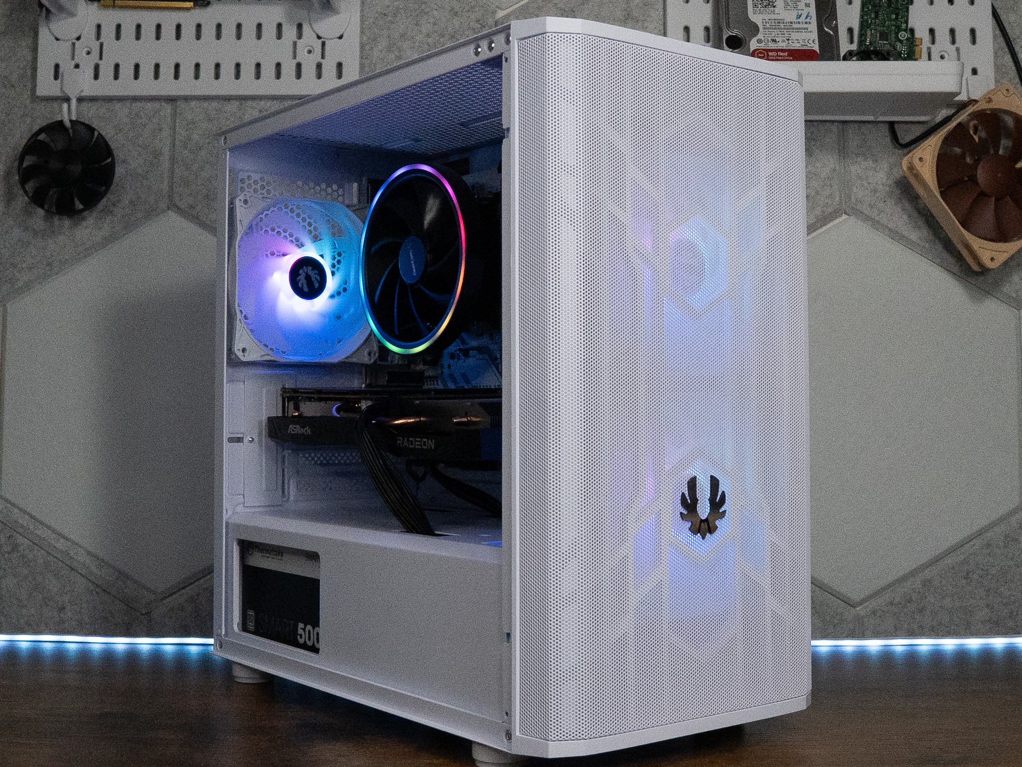 🌨🌌 | ASROCK RX 6600 8GB OC | RYZEN 5 5500 | 16GB DDR4 RAM | 1.25TB | Arctic Sky
