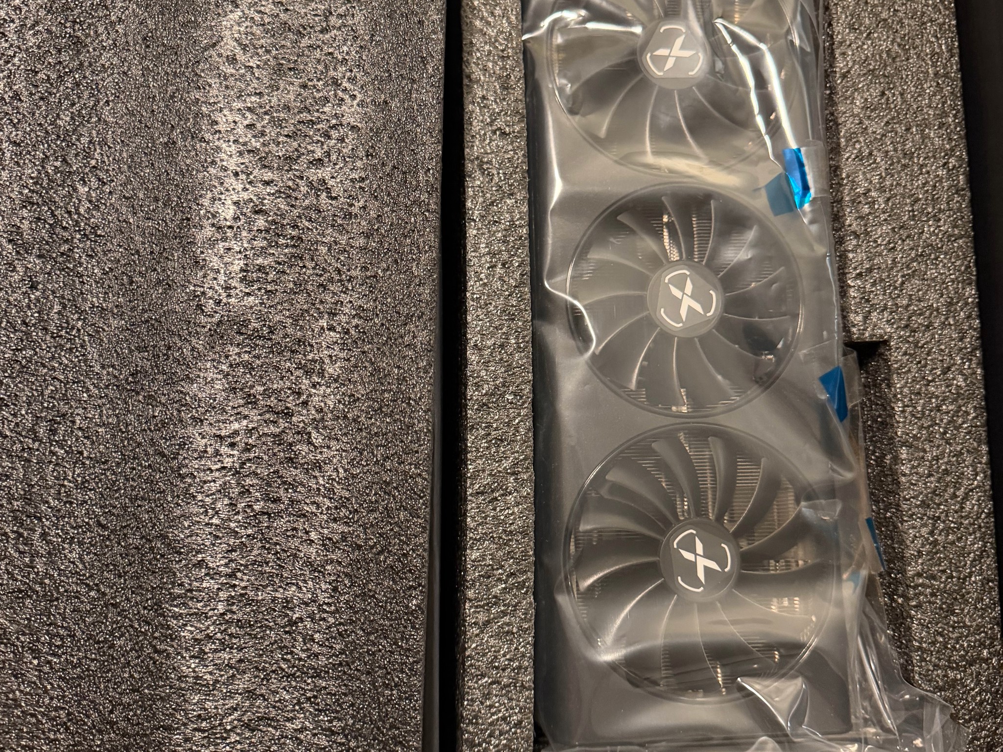 XFX Speedster SWFT 319 Radeon RX 6800