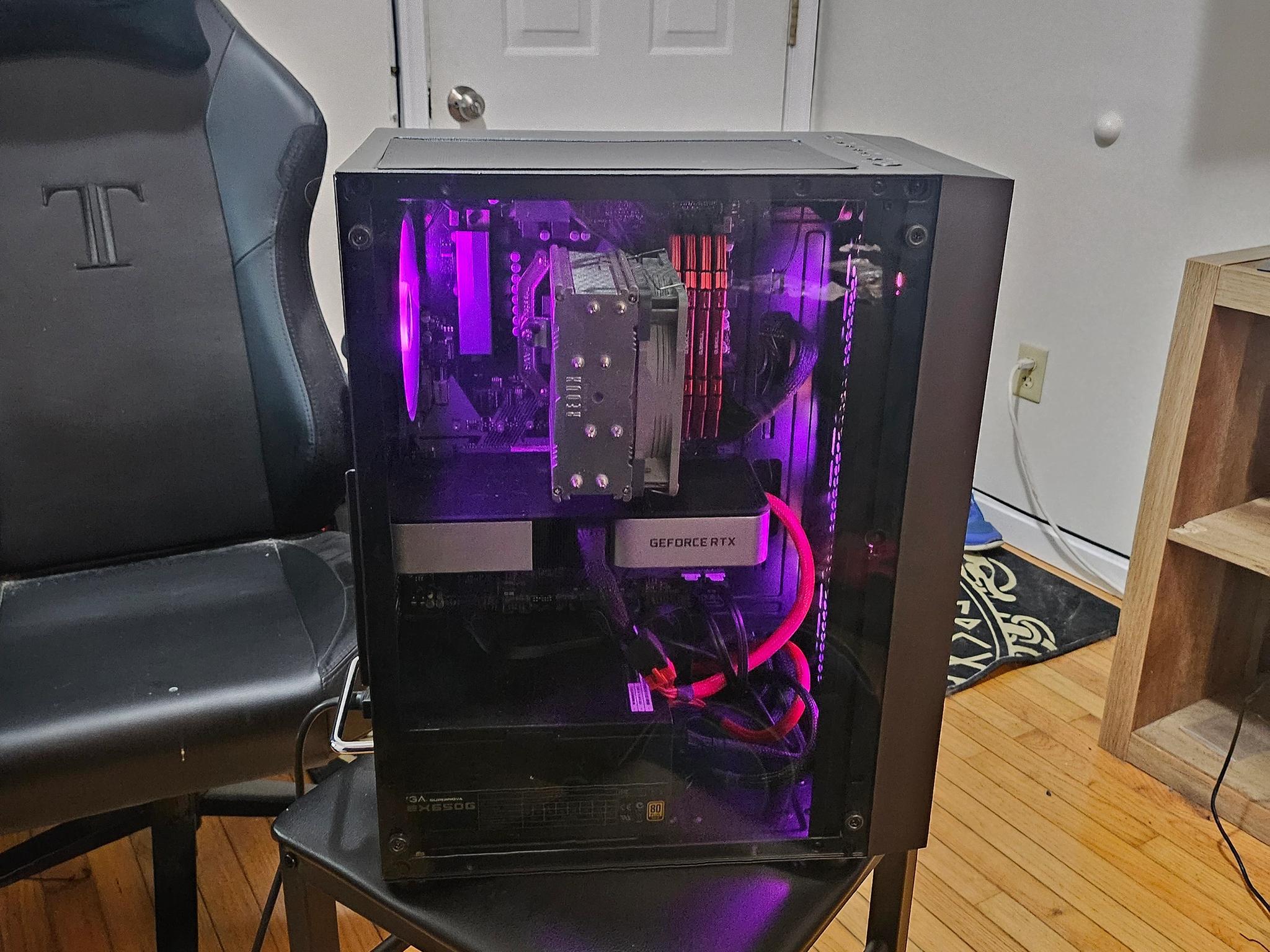 Like new! 5600x, 3060ti Founders edition!, 32gbs ram.