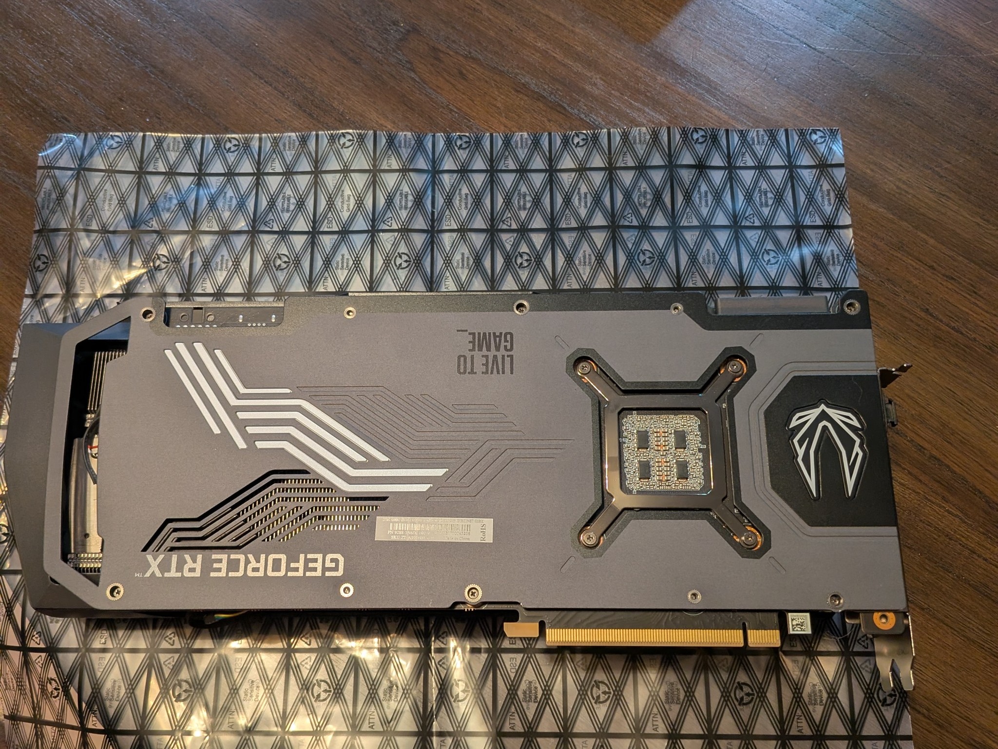 ZOTAC GeForce RTX 3090 Ti AMP Extreme Holo