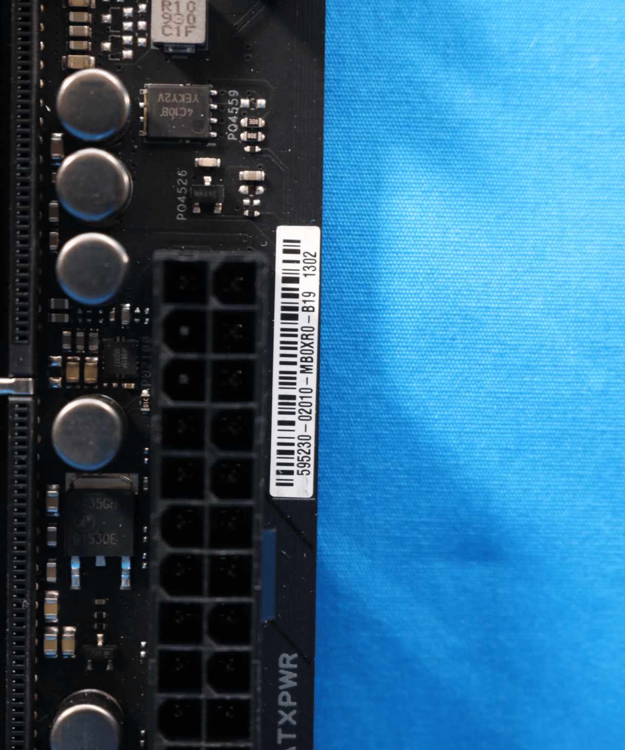 *Newest BIOS* Asus ROG Maximus XI HERO (WI-FI) Intel LGA1151/Socket H4 DDR4 ATX Motherboard