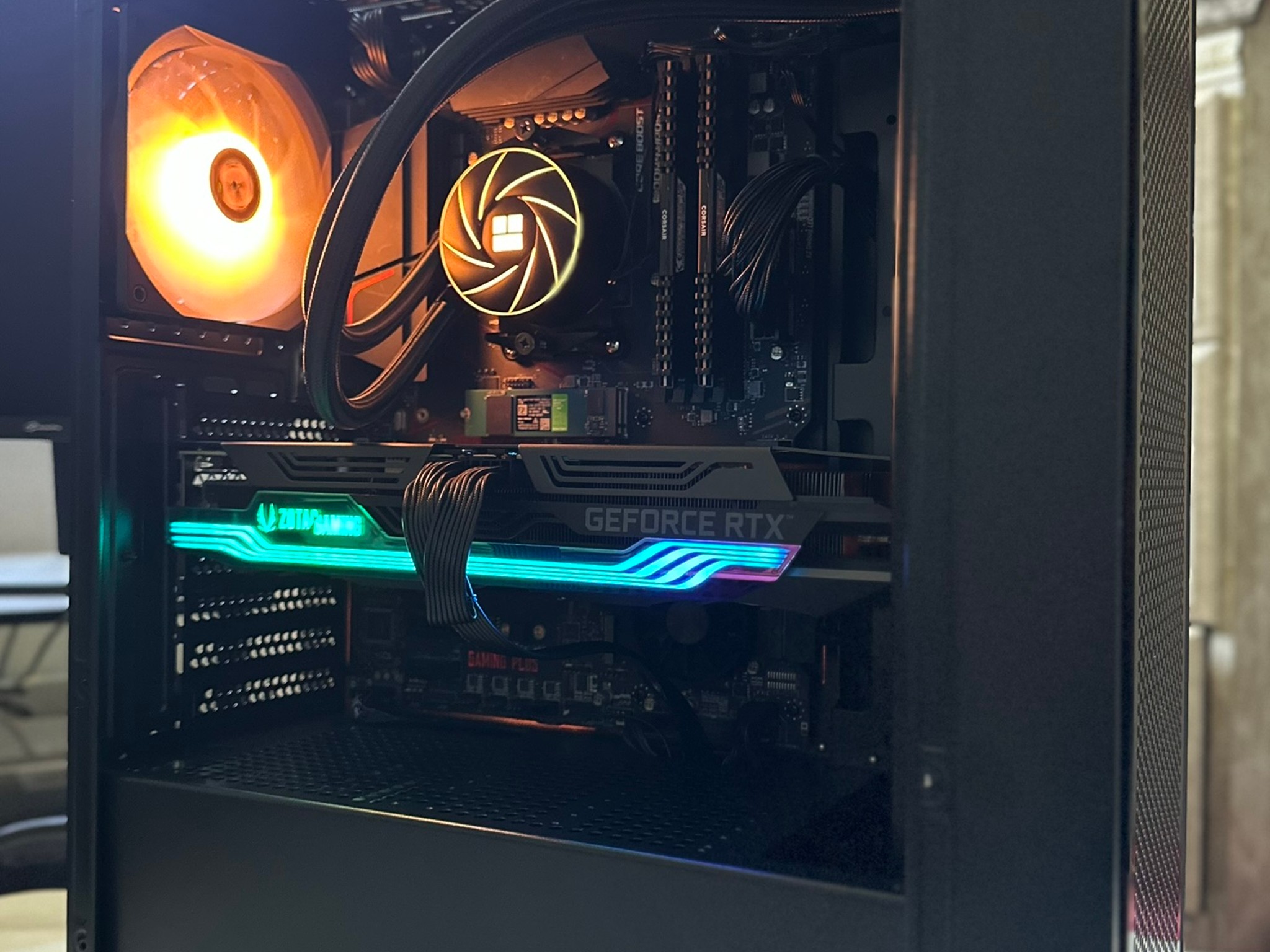 Ryzen 7 3800X / RTX 3070 Ti / 1TB NVME / 32GB RAM