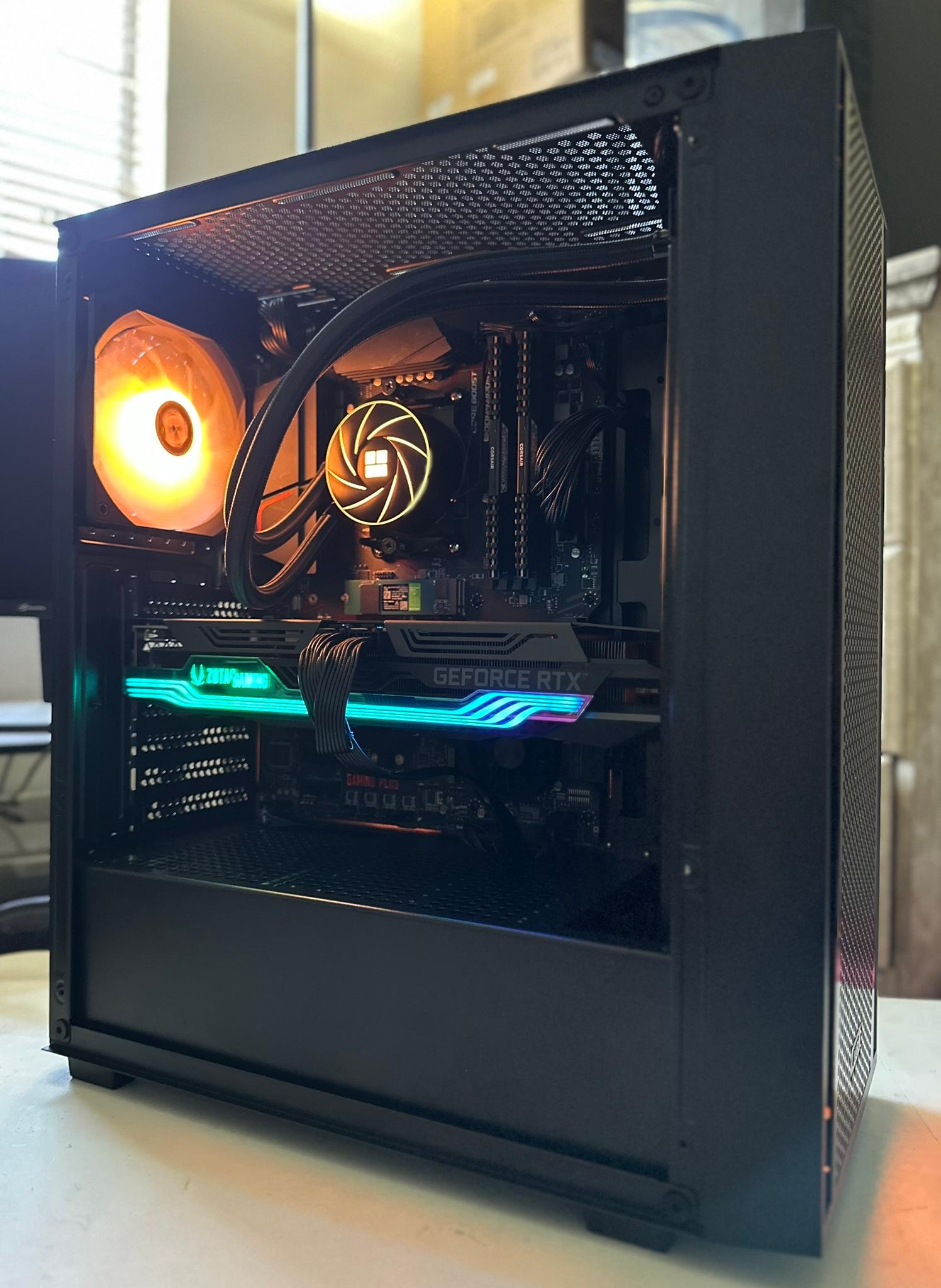 Ryzen 7 3800X / RTX 3070 Ti / 1TB NVME / 32GB RAM