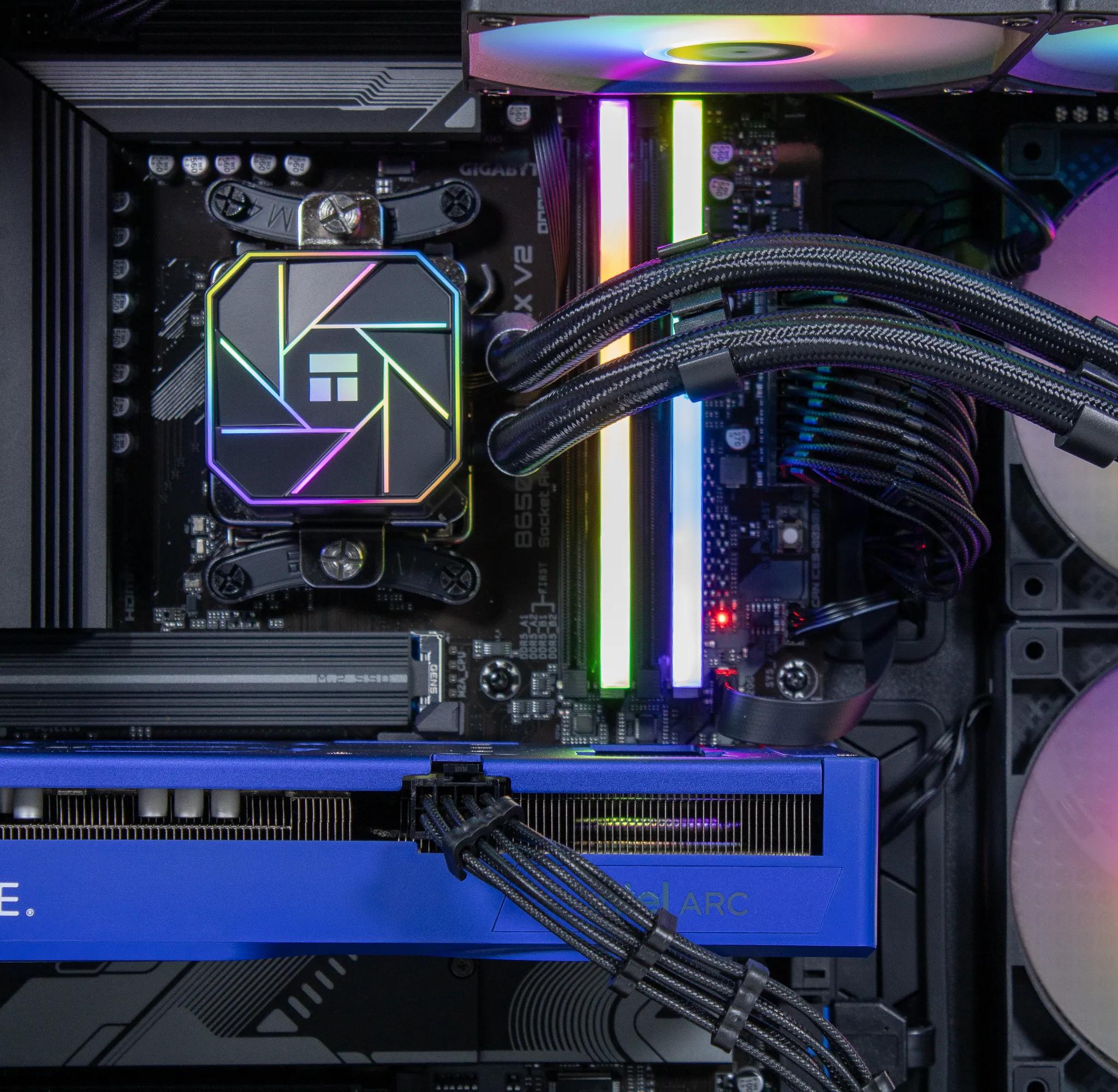 Ultra Units: Intel Arc B570 | Ryzen 5 7600X | 32gb | 80+ GOLD | 1 TB | RGB