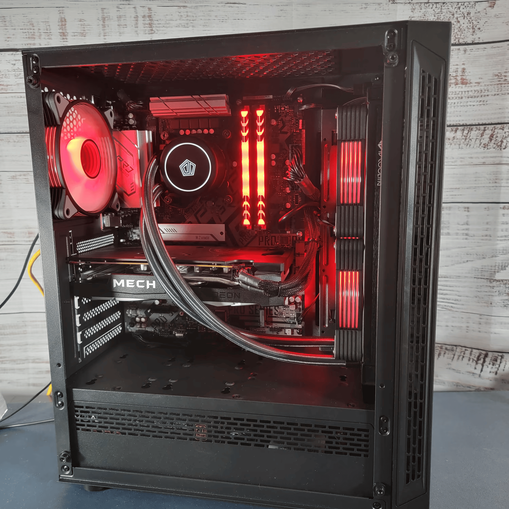 Humble Bumble: (i5-10400F + RX 6600) Midrange Custom Gaming PC