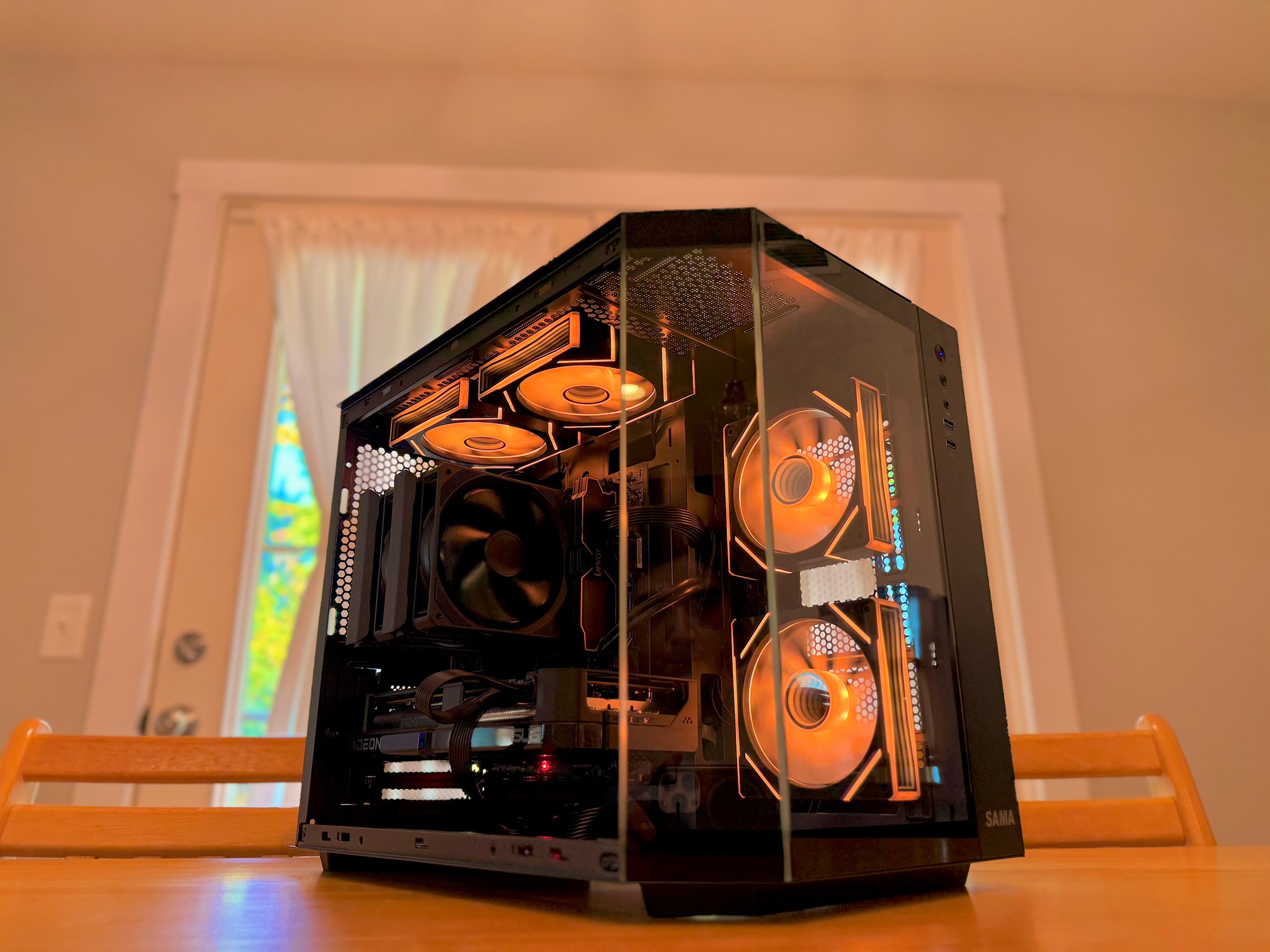 🦇🥕| RX 7800 XT, Ryzen 7500f AM5, 32gb DDR5, 2tb SSD, ARGB WiFi Gaming PC
