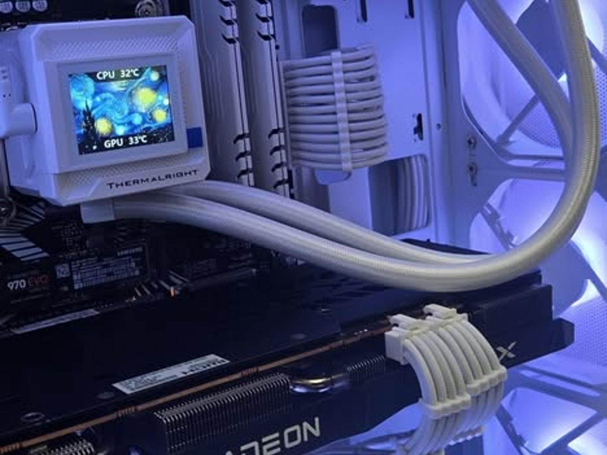 UDGX White Starfall ◐ Edition — Radeon RX 6700 10GB — 1440p Gaming PC
