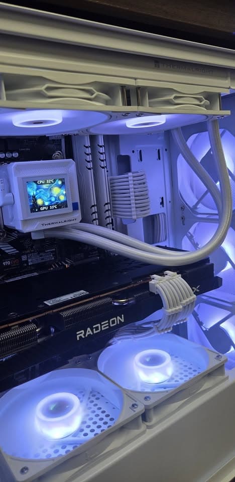 UDGX White Starfall ◐ Edition — Radeon RX 6700 10GB — 1440p Gaming PC