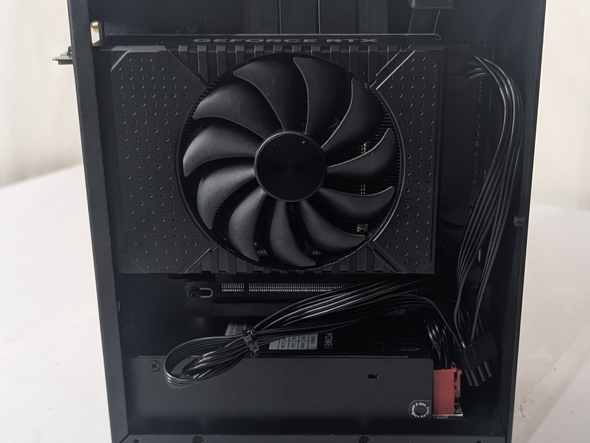 ITX AM5 GAMING PC | RTX 4060 8GB  | RYZEN 5 7500F | 16GB DDR5