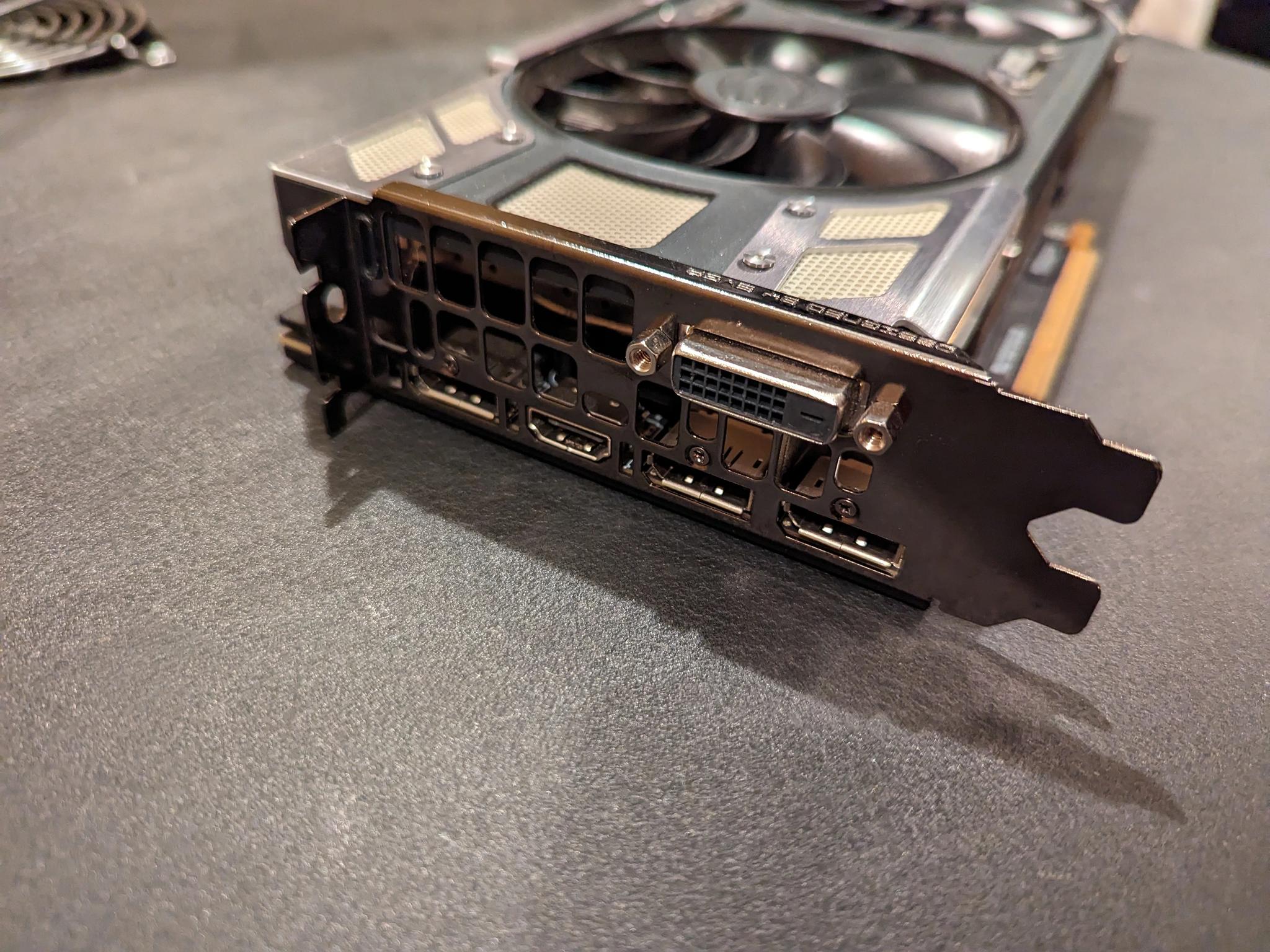 EVGA GeForce GTX 1070 Ti 8 GB FTW2 GAMING iCX Video Card