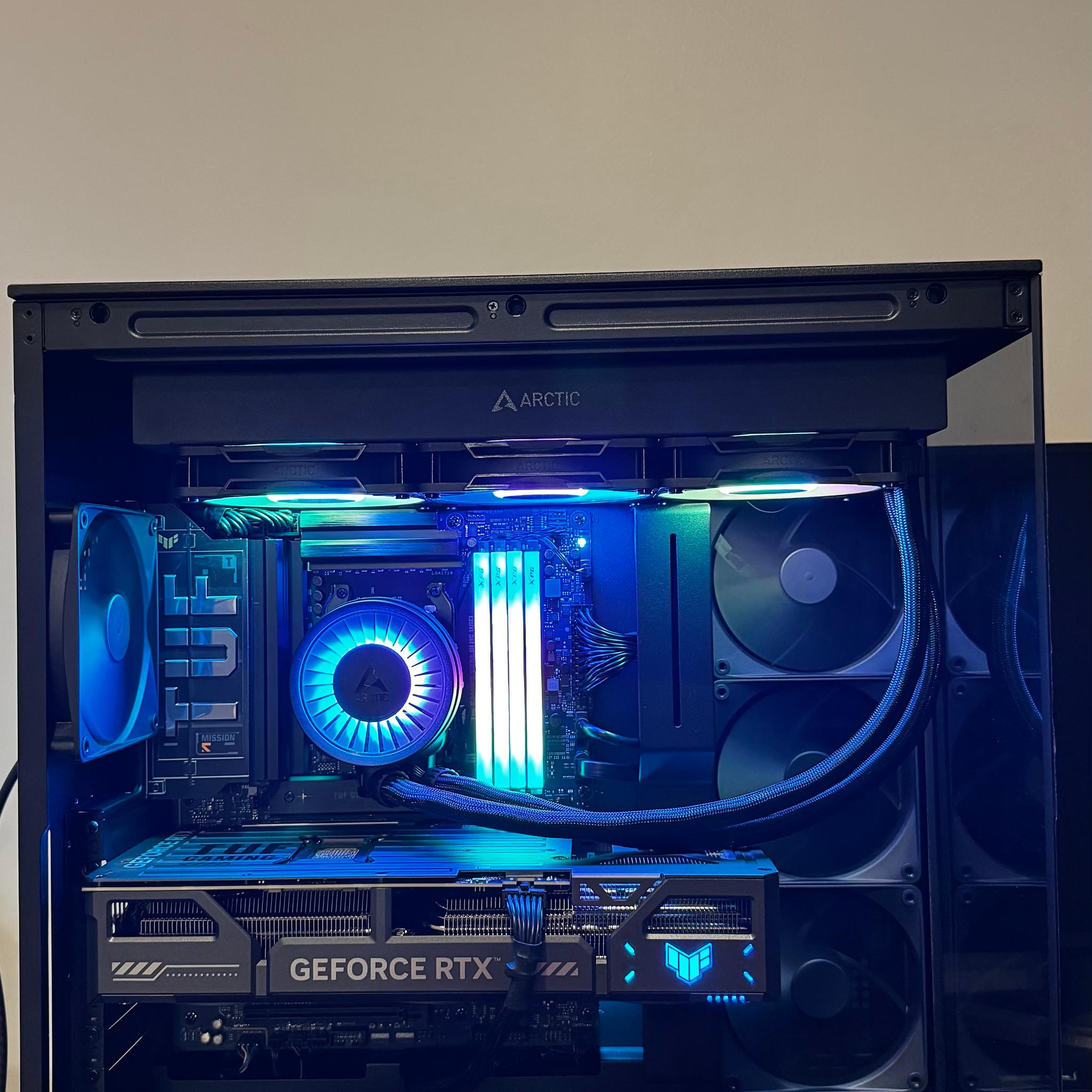 H9 FLOW/Ryzen 9800x3D/ASUS TUF GAMING 5070 OC/64GB DDR5/4tb NVME/(Free gaming monitor with purchase)