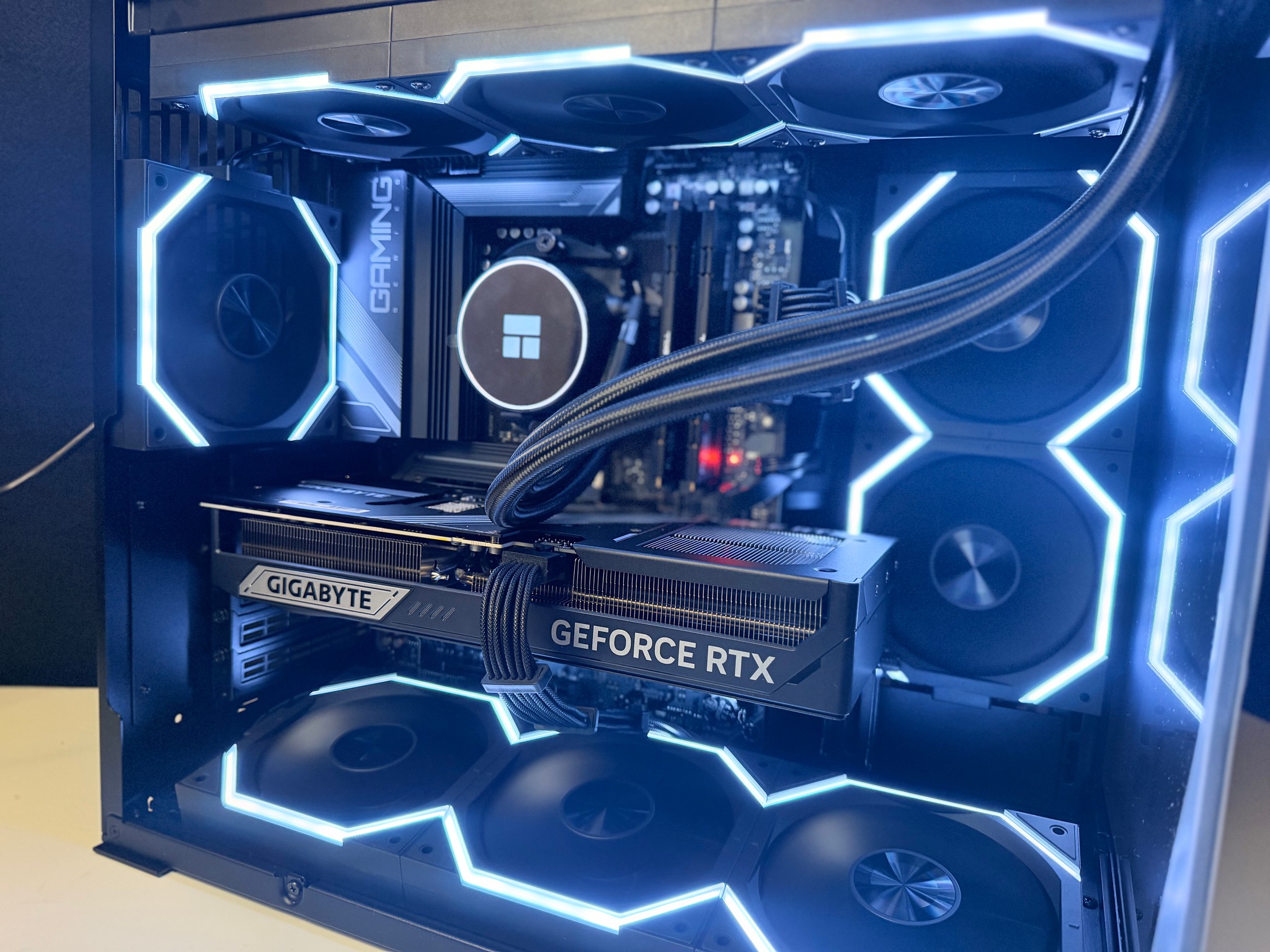 Signature Series RTX 5070 Ti • Ryzen 7 7700X • 32GB DDR5 • 2TB NVMe