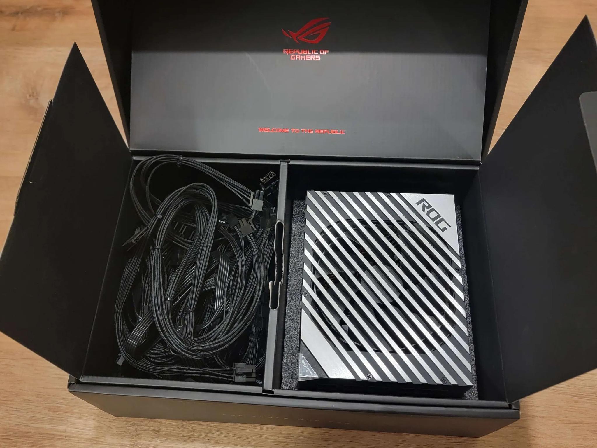 ASUS ROG Thor 1000W Platinum II Fully Modular Power Supply with 1000W, 80+ Platinum