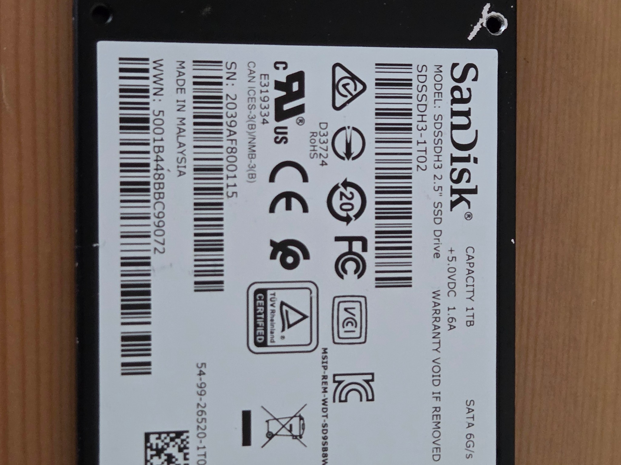 SanDisk Ultra 1TB SSD