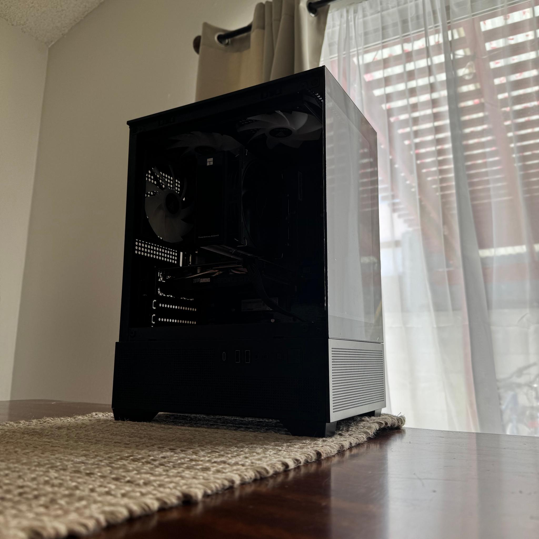"Compact" | GTX 1660 Ti | Intel Core i5-9600k | 20GB DDR4 | 256GB SSD + 1TB HDD