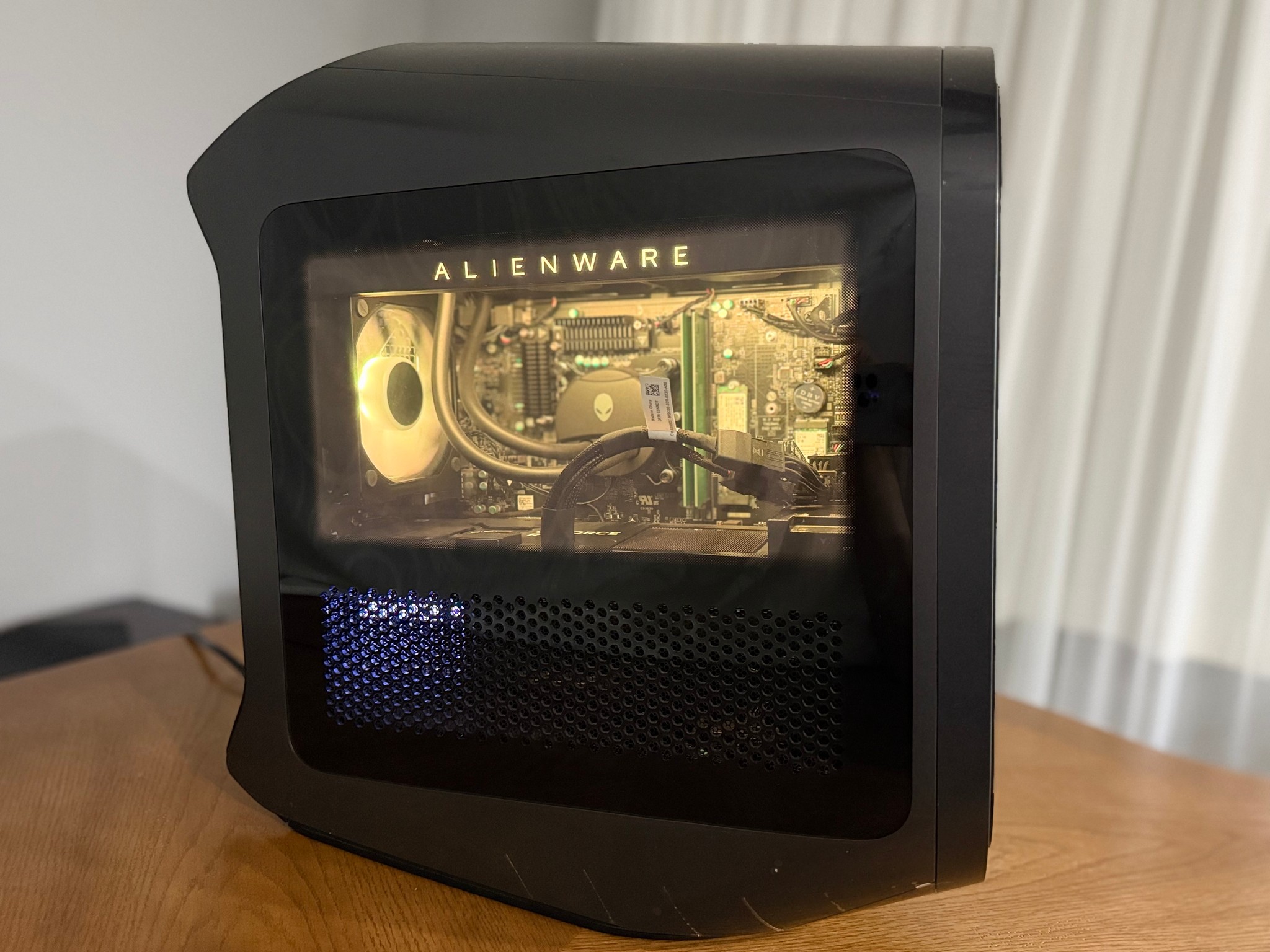 Alienware Aurora R15 | RTX 4080 16GB | i9-13900KF | 32GB RAM | 2TB