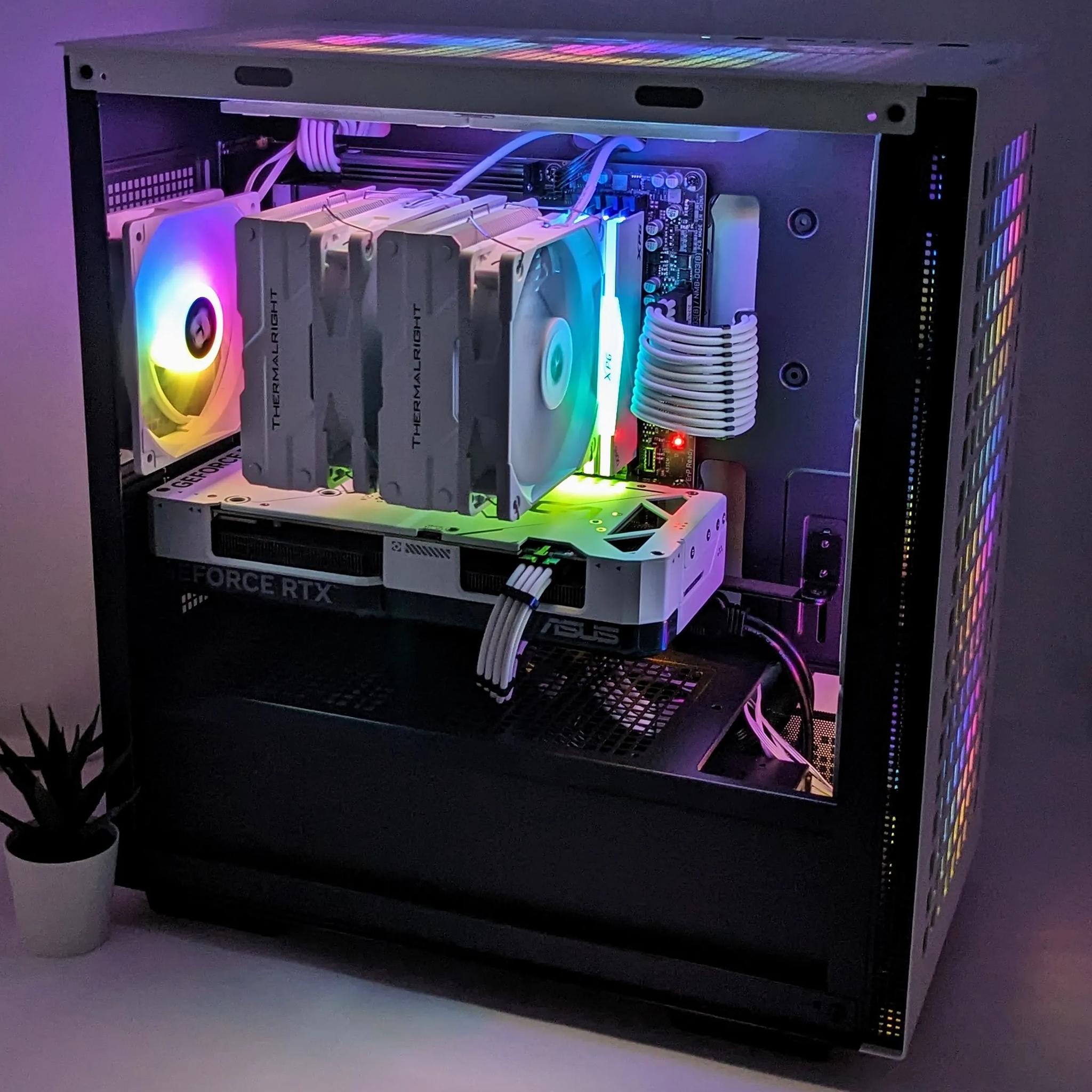 Future Foundation | RTX 4070 | Ryzen 5 7600X | 32gb RAM | MSI M461 2TB Gen 4 NVMe SSD