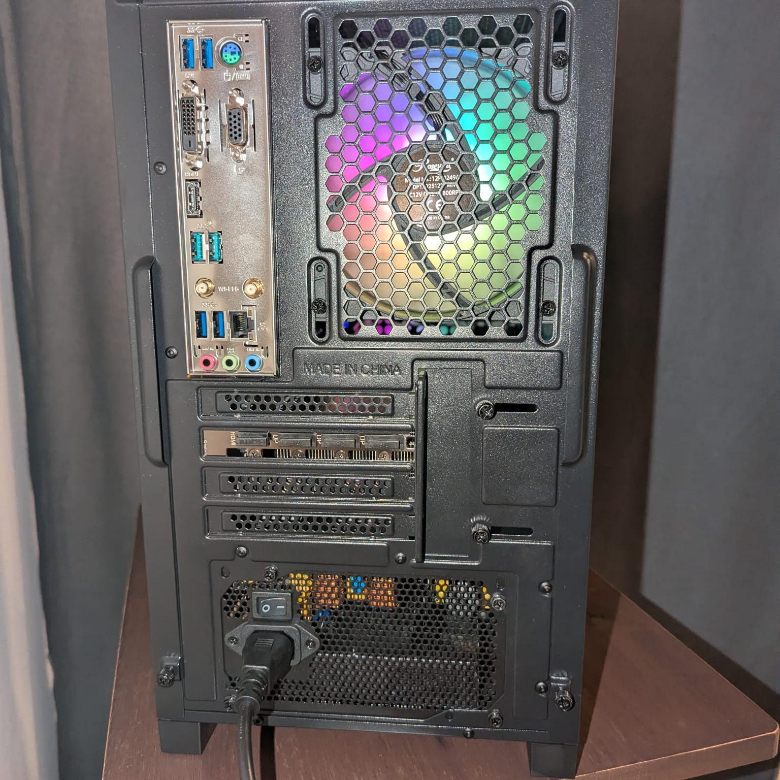 Amd Ryzen 5 5500, GPU ASUS RTX 5050 8gb, 32gb of ddr4
