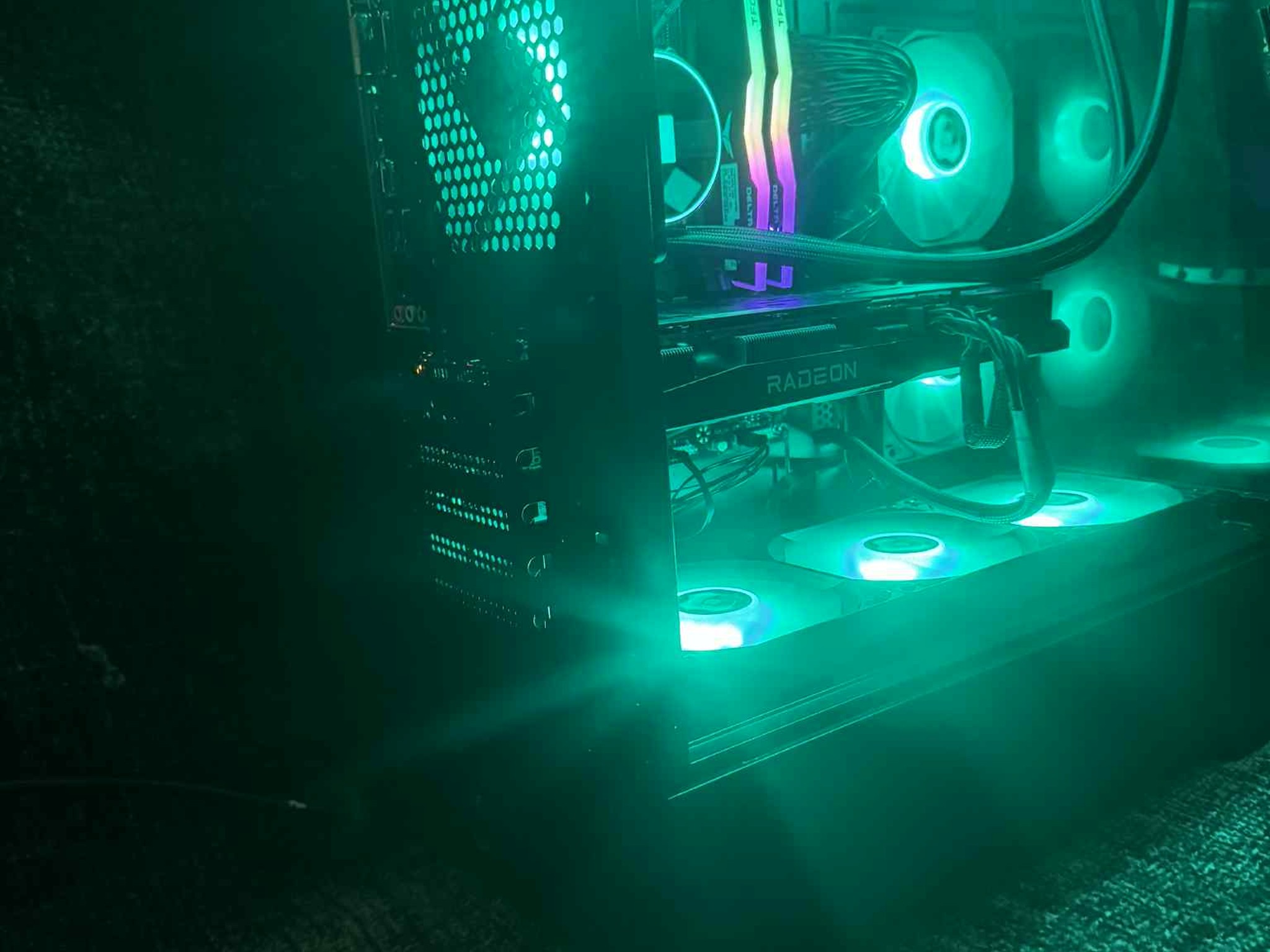 🔥 High-Performance Gaming PC – i7-10700K | RX 6700 | 32GB RAM | 1TB SSD | 360mm AIO | Win 11 Pro 🔥