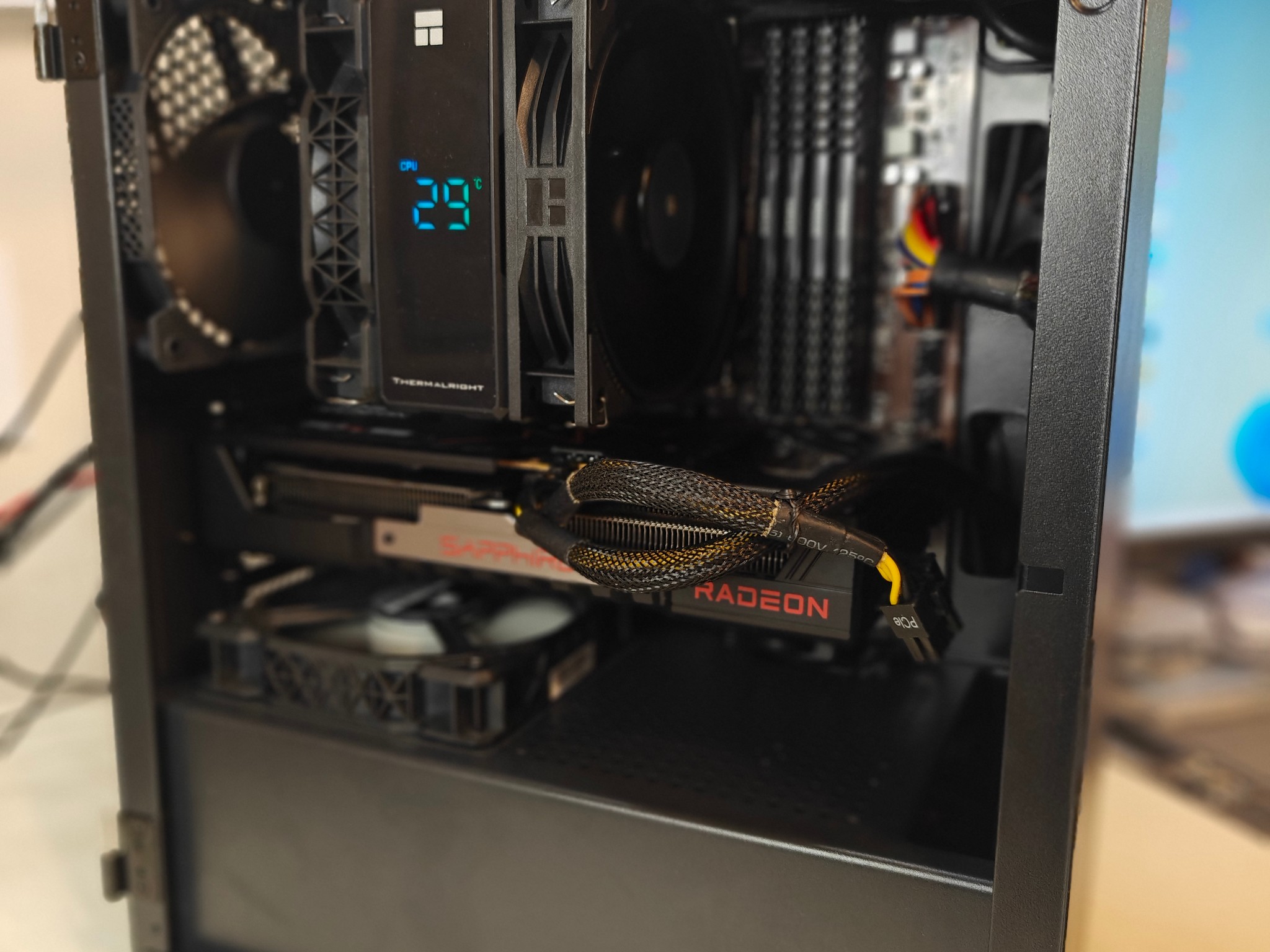 🏆🐐💸 AM4 Still Lives!!!! | Ryzen 7 5800XT | Radeon RX 9060 XT 16GB | 32GB DDR4 RAM | 1TB NVMe SSD