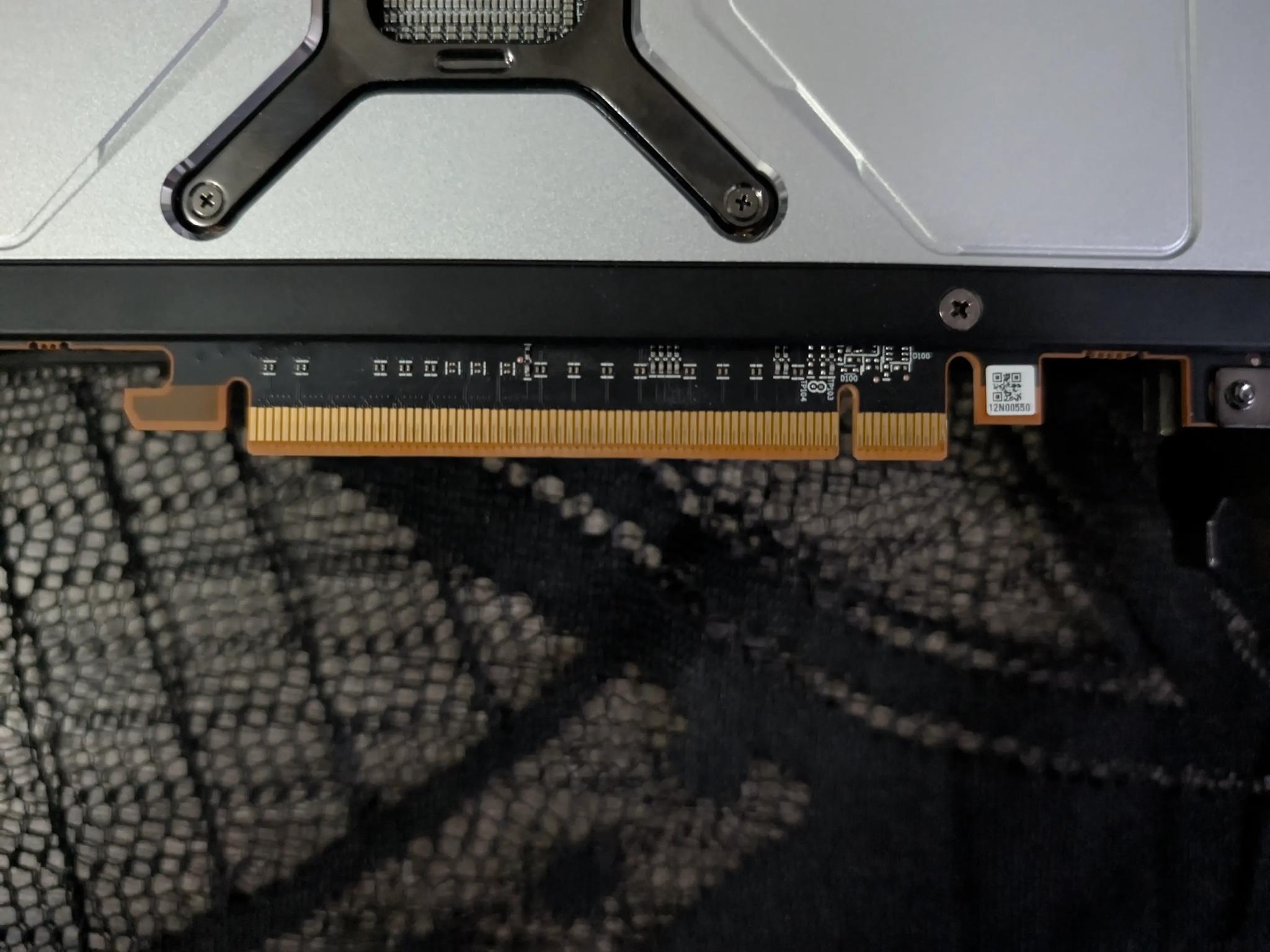 AMD Radeon RX 6800XT 16GB in Original Packaging with extra PhaseSheet PTM