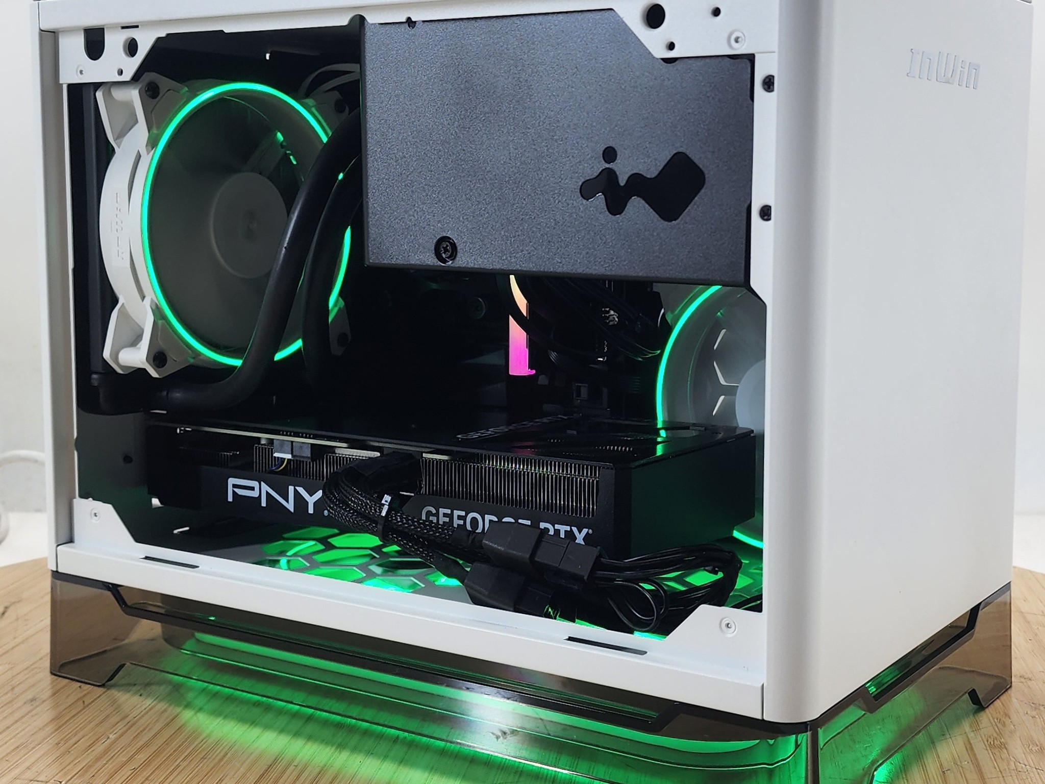 Gaming PC Ryzen 7 7700X 16GB RAM 1TB SSD RTX 4070 SUPER 12GB Windows 11 Computer