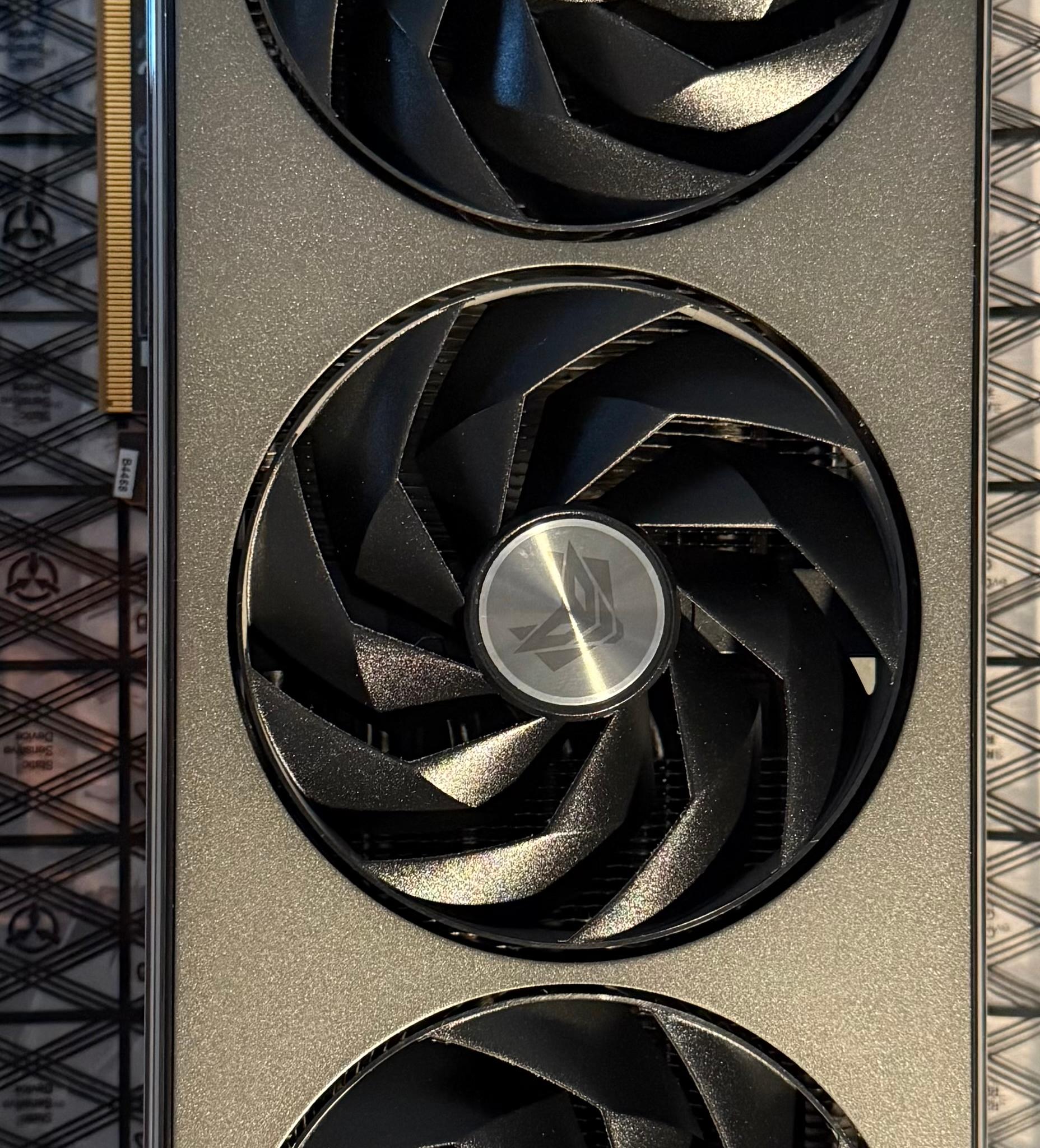 SAPPHIRE NITRO+ Radeon RX 7900 XTX