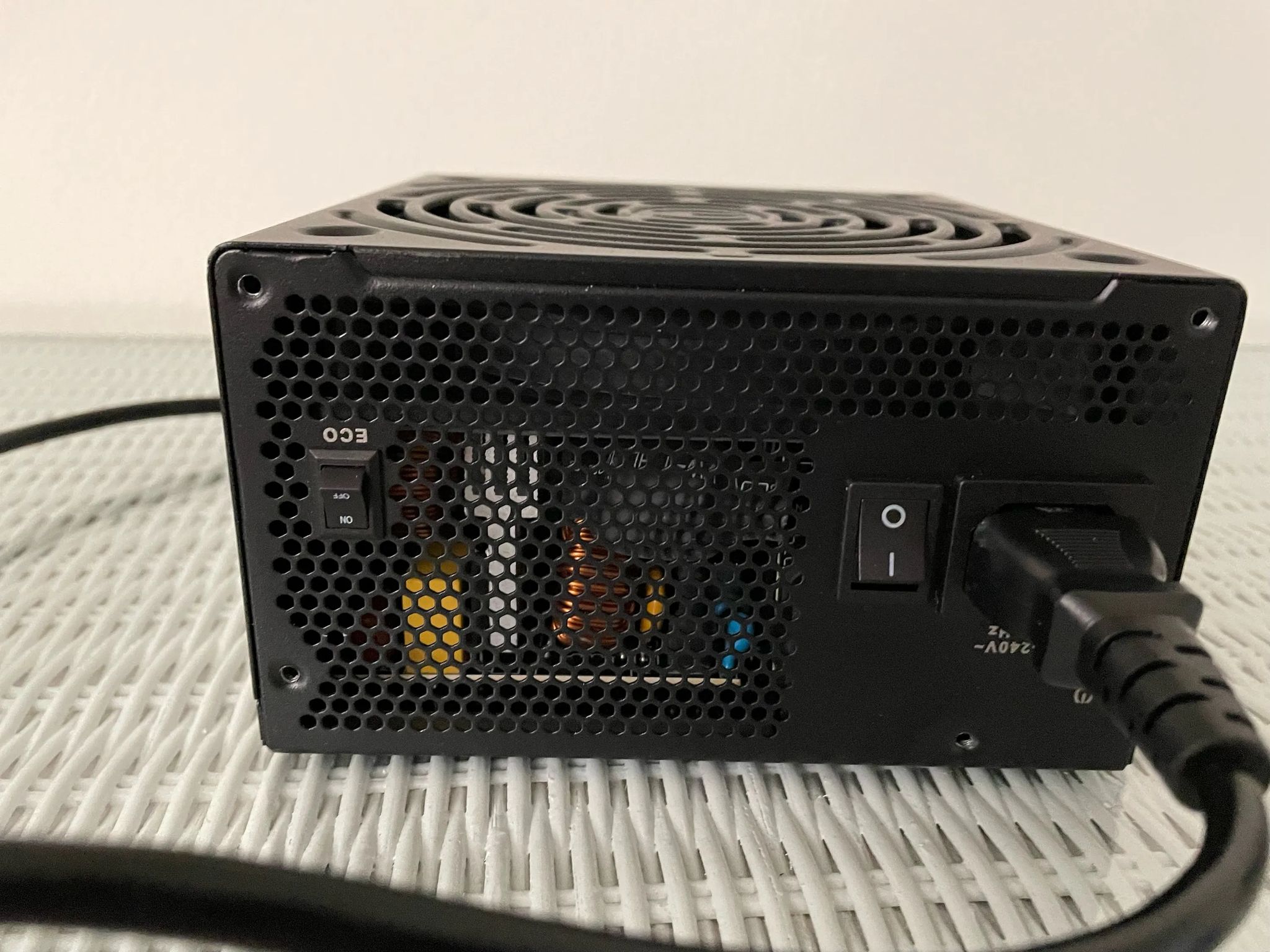 EVGA 550W B5 80 Plus BRONZE Fully Modular Power Supply (With With All Cables, Adaptors, & Manual)!