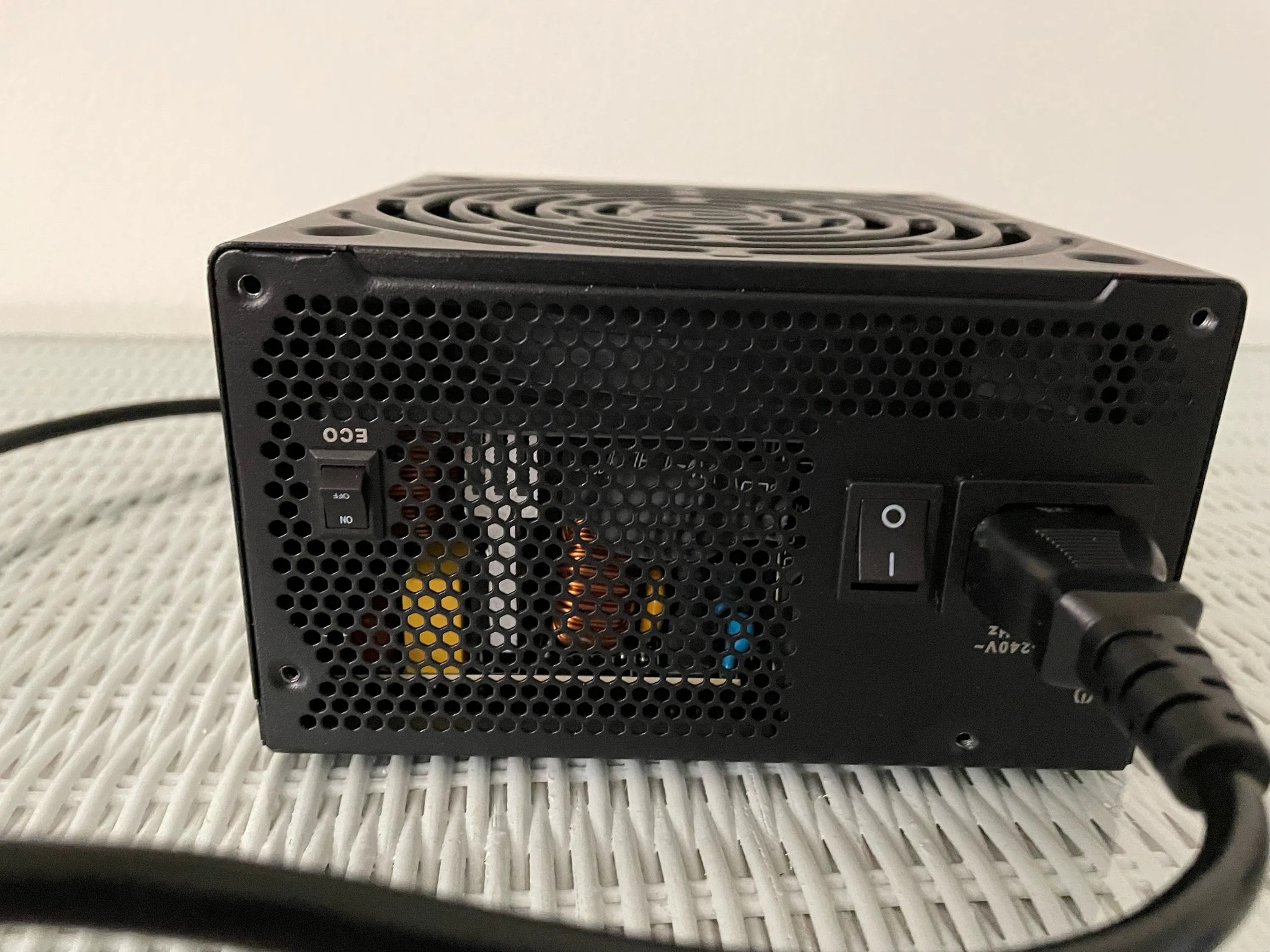 EVGA 550W B5 80 Plus BRONZE Fully Modular Power Supply (With With All Cables, Adaptors, & Manual)!