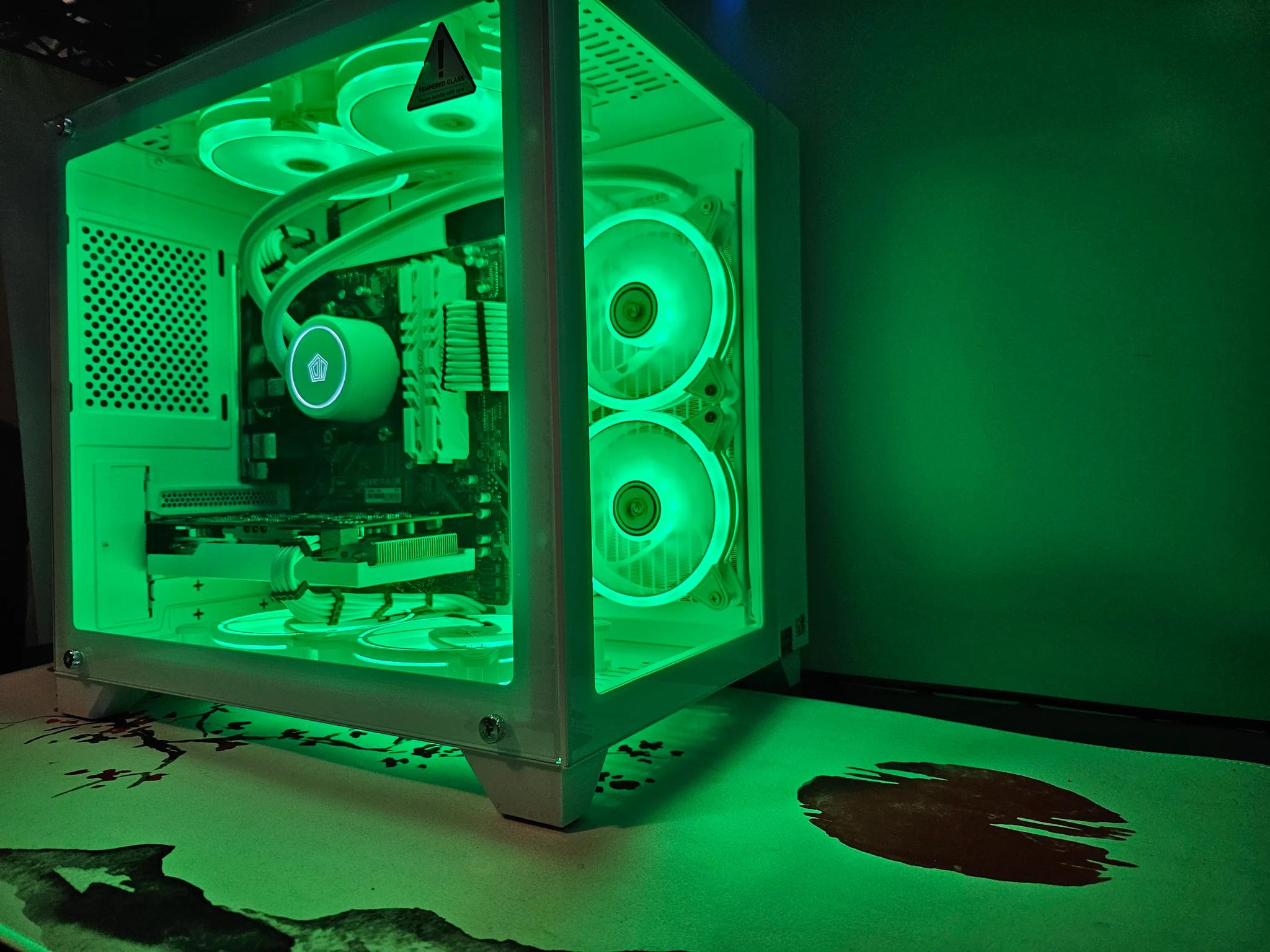 Liquid Cooled Frosty Gaming Rig Ryzen 5 / 32GB / 2TB / RX6600