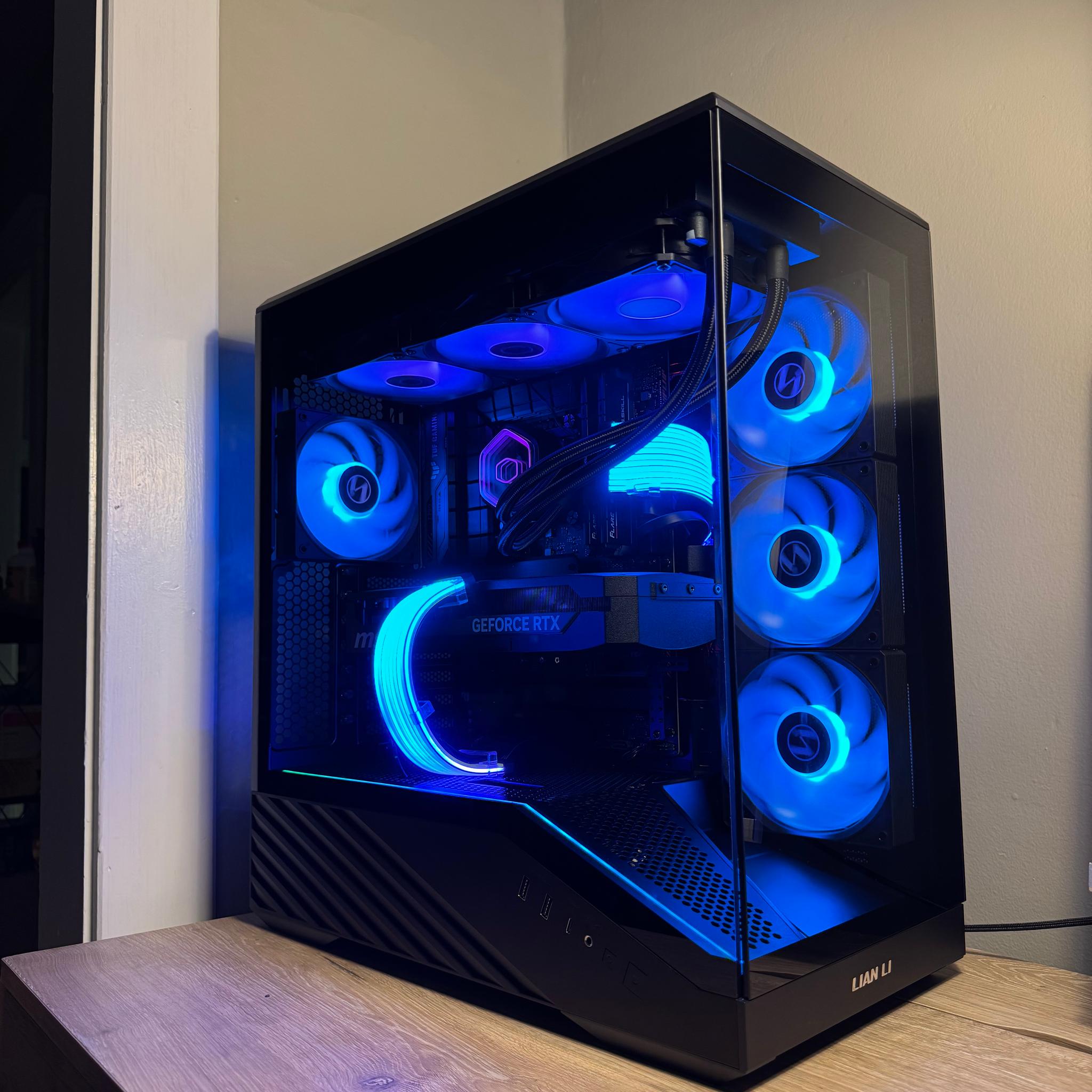 GeForce RTX 5070 Ti Custom Gaming PC - Core i9-14900KF, 32GB RAM