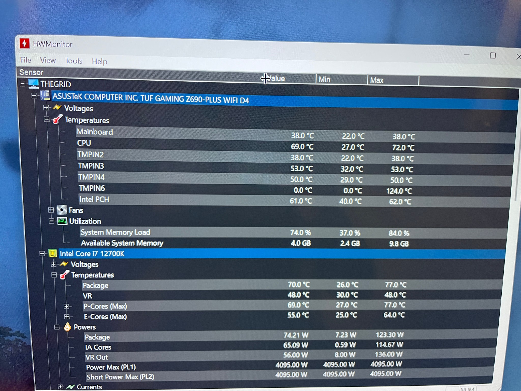 SSUPD Meshroom S V2, Intel 7-12700k, Corsair 16GB RAM, ASUS Z690 Motherboard, 2x SSDs, and PCI Riser
