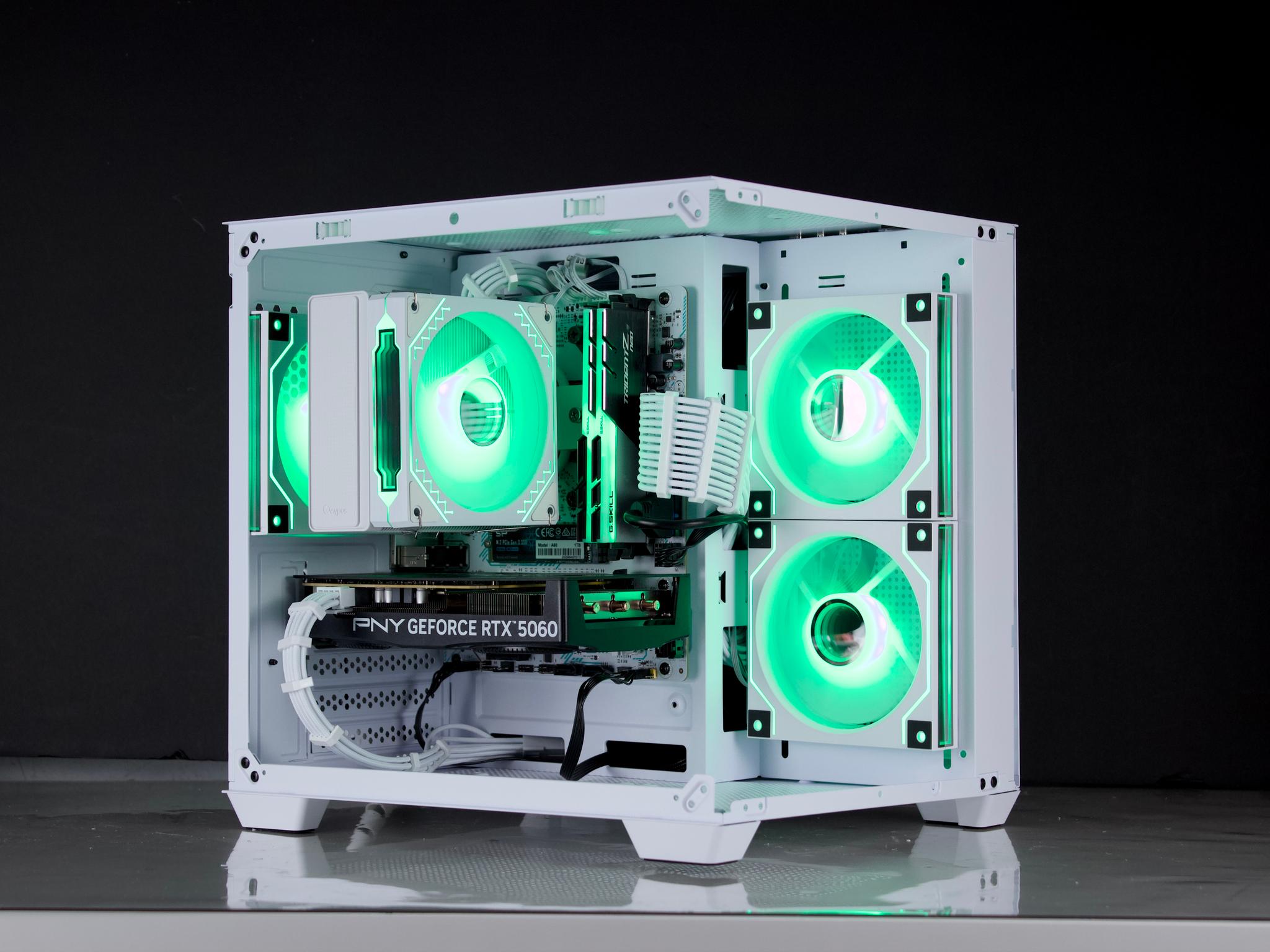 🧊❄️🧊 White Gaming PC – RTX 5060, Ryzen 5 5600X, 32GB RAM, 1TB SSD - WiFi, BlueTooth 🧊❄️🧊